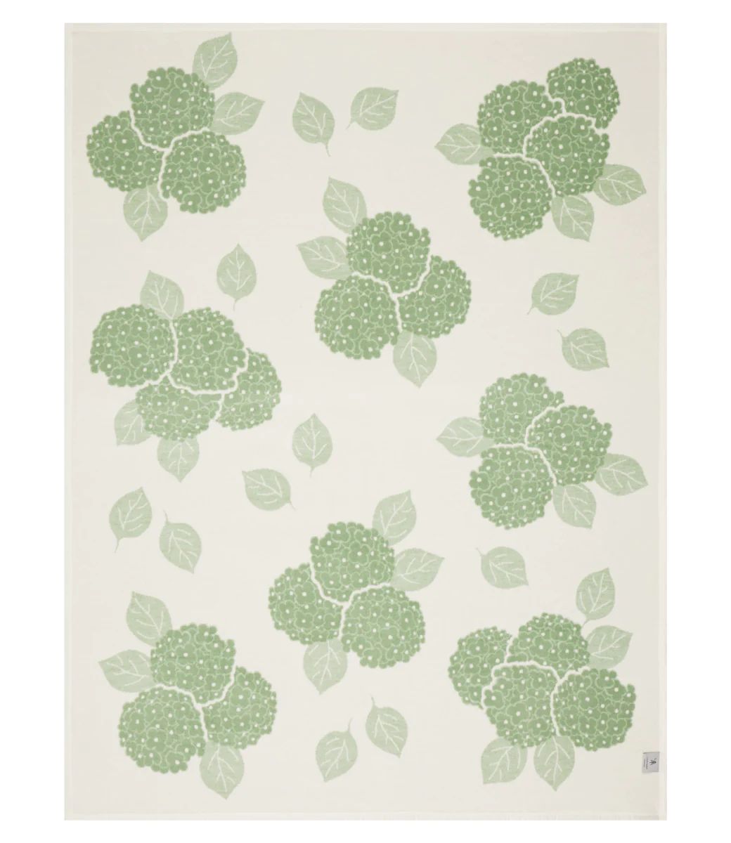 Hydrangeas Sage Blanket | ChappyWrap