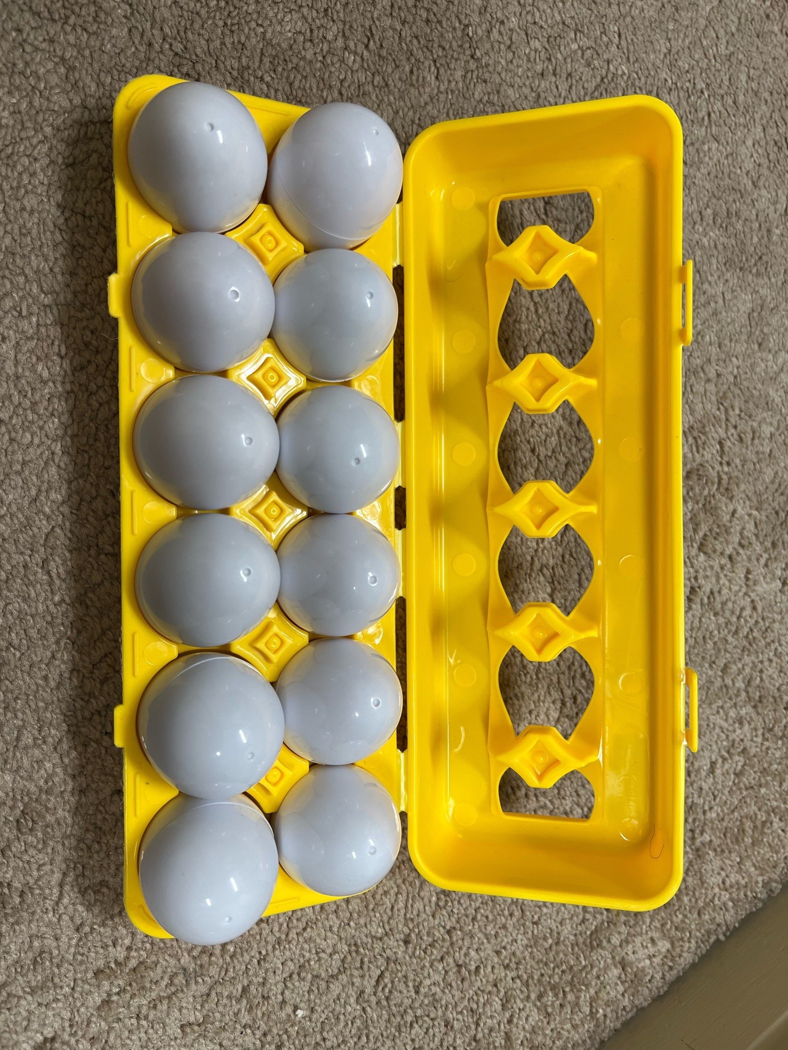 Toy Eggs, 1 dozen eggs tray, Learning Shapes, colors, counting

#LTKGiftGuide #LTKFindsUnder50 #LTKKids


#LTKKids #LTKHome #LTKFindsUnder50
