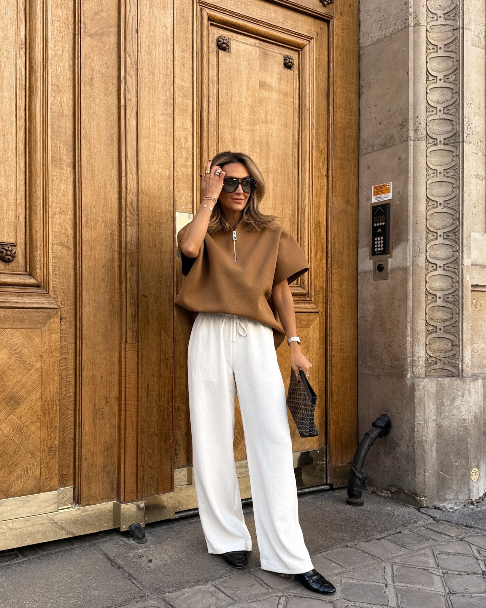 Loving these pants and the way it flows! So comfortable and lined. Zara oversized too xs 

#LTKStyleTip #LTKSeasonal #LTKFindsUnder100