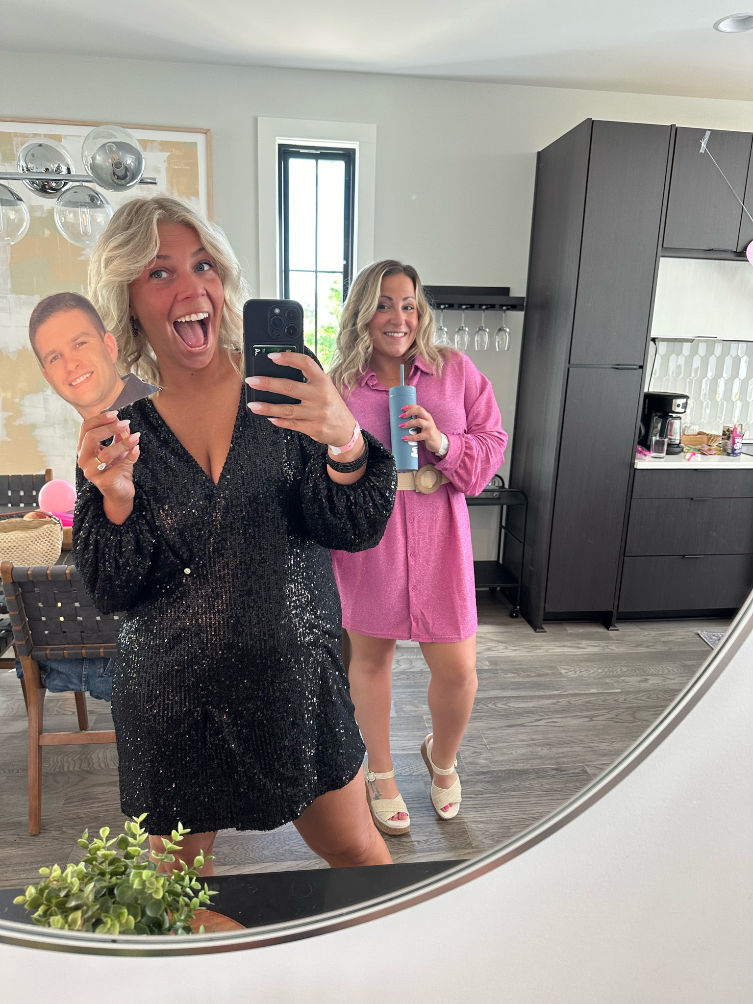 Glitz & glam 

#LTKStyleTip #LTKFindsUnder100 #LTKParties