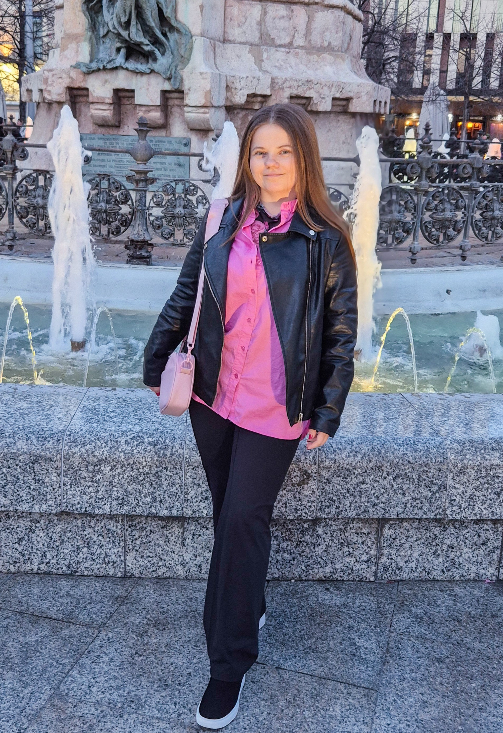 Casual day to night outfit with petite black flare leggings from gymshark.I am 4'11 and I wear size M. They are so soft and comfortable.

#LTKPetite #LTKMidsize