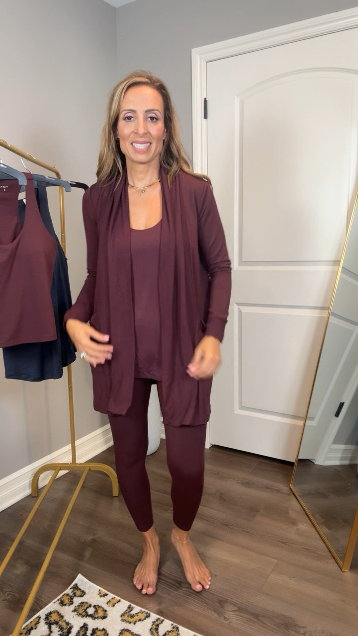 Getting lost in comfort with these SOMA Styles!! Great transition into fall… Super soft and comfy, wear to the gym or just to hang out all day! #loungewearlove


#LTKStyleTip #LTKFindsUnder100 #LTKActive