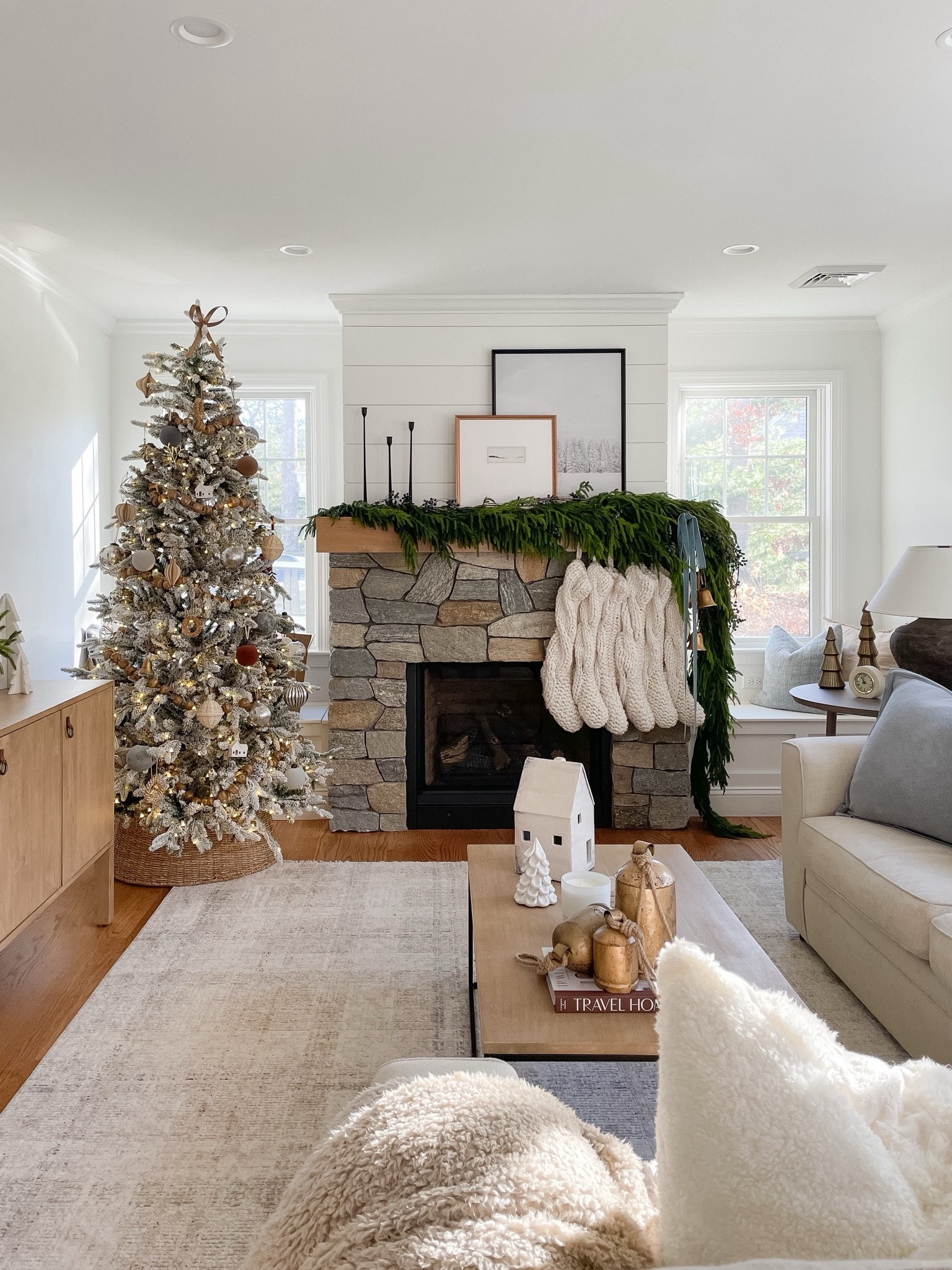 Modern coastal living room, Loloi rug, coffee table, home decor, Christmas tree, media console, holiday decor

#LTKFindsUnder100 #LTKHome #LTKSeasonal