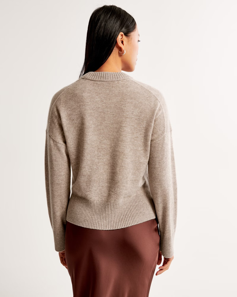 Women's Cashmere Crew Sweater | Women's Tops | Abercrombie.com | Abercrombie & Fitch (US)