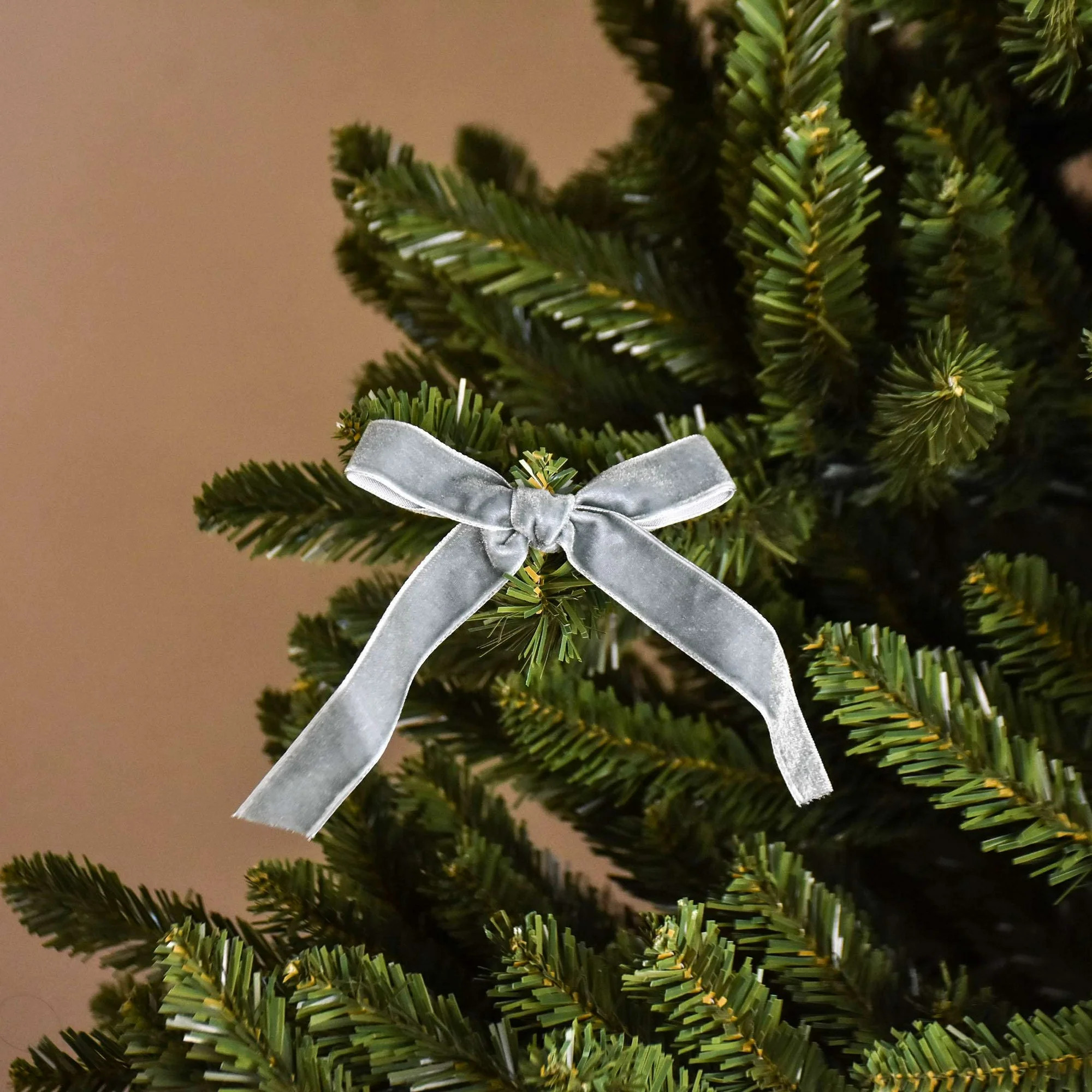 FRAÎCHE Christmas 6 Count Velvet Bow Set, Blue | Walmart (CA)