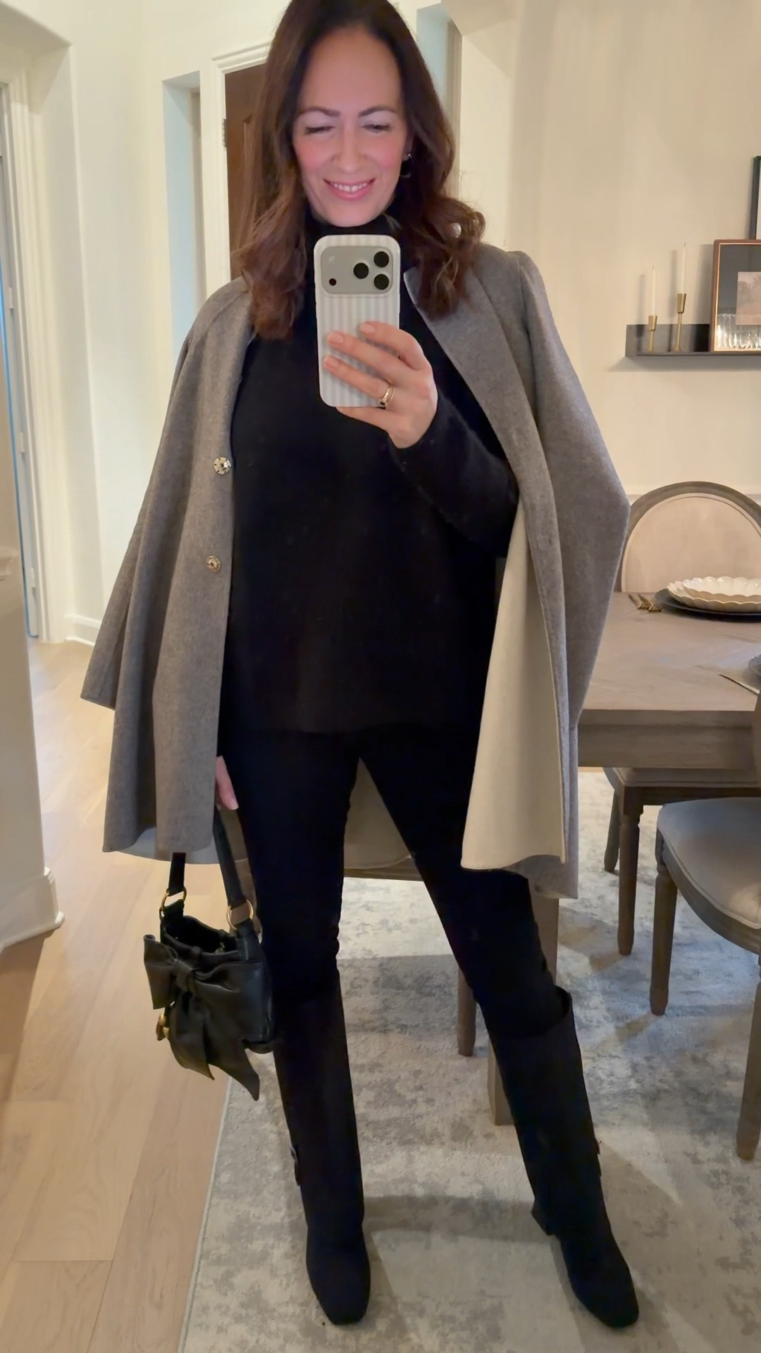 Winter Storm Look ❄️

Jacket @fendi
bag @saintlaurent
boots @vivaia

#LTKOver40 #LTKootd