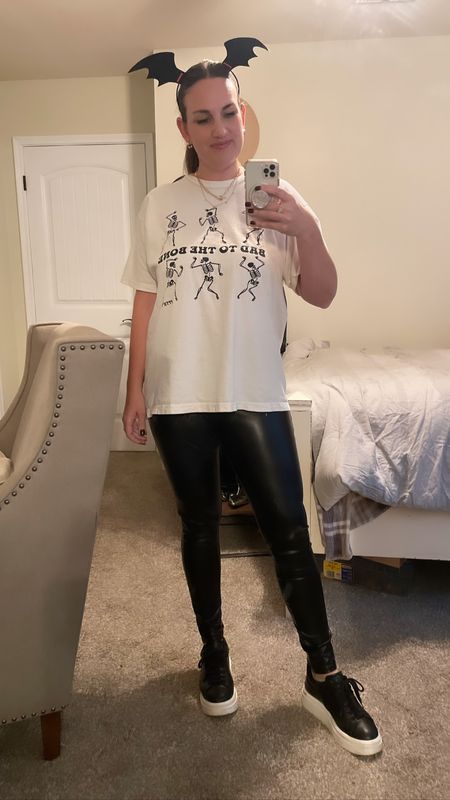 Last minute easy Halloween look for moms 😈👻💀🦇 Wearing XL in tee, old but linking several on Amazon. Leggings are fave Target spanx faux leather ones for $40 🙌