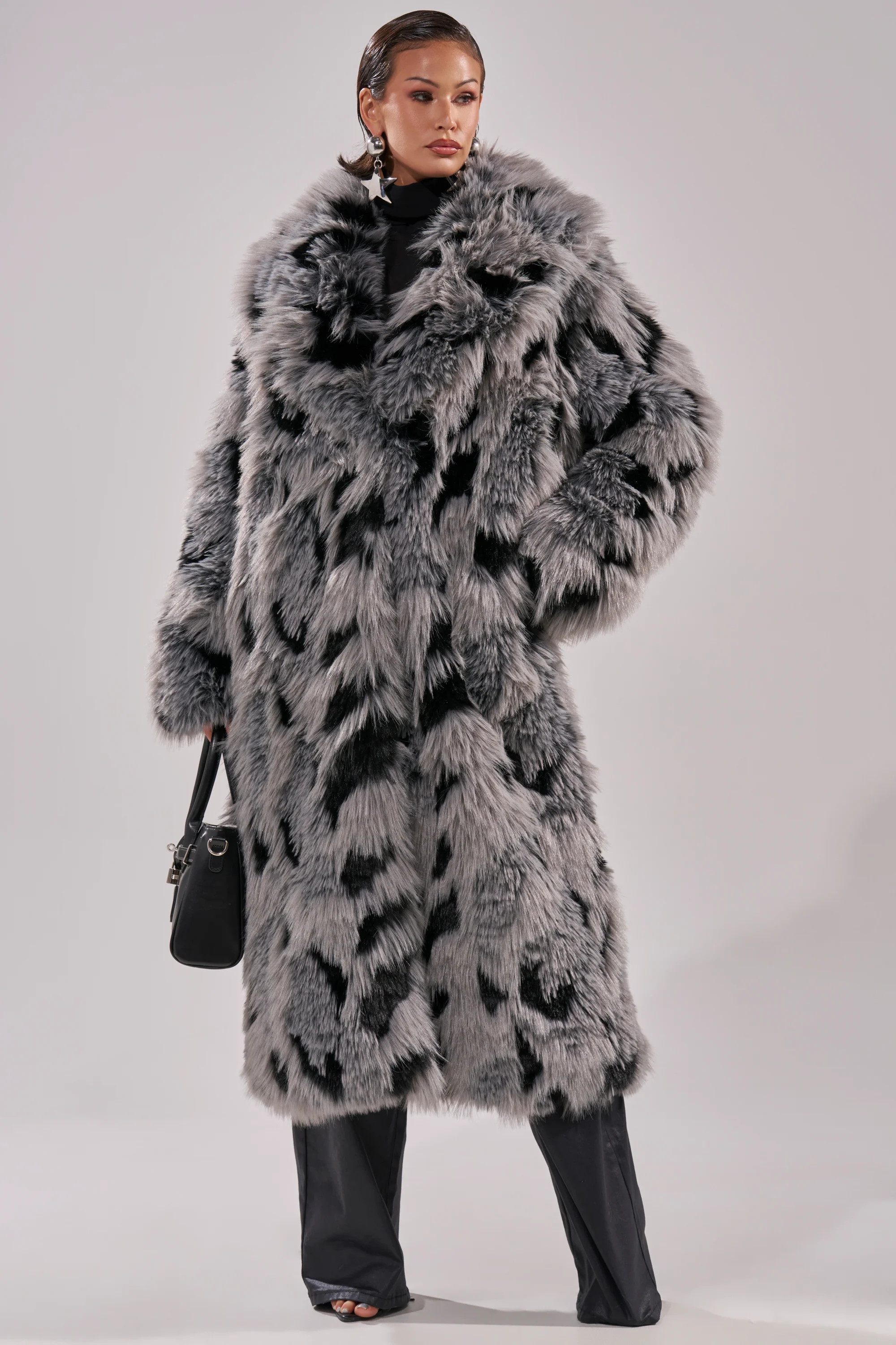 APRES SKI FAUX FUR COAT | AKIRA