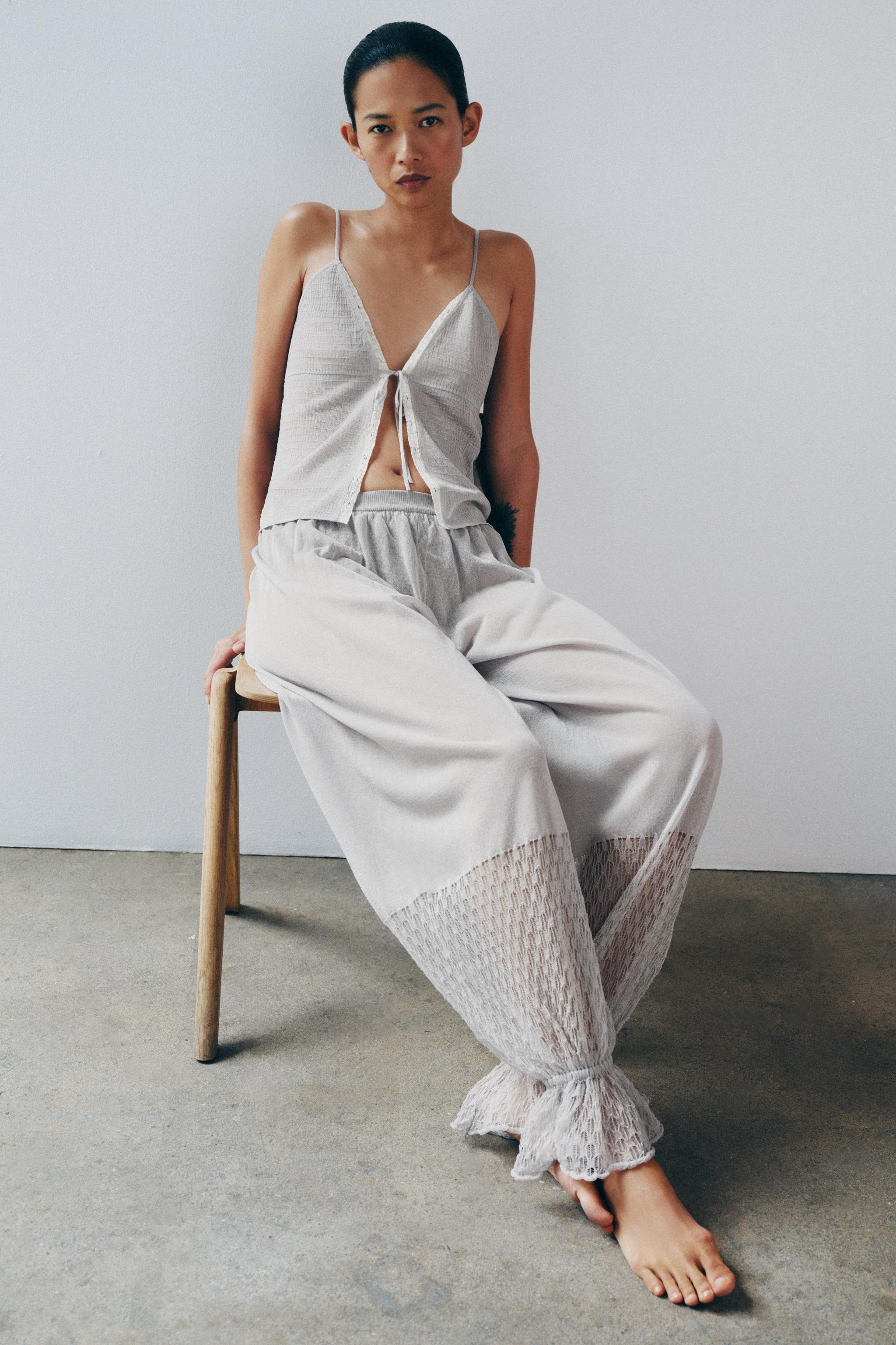 RUFFLED BLOOMER KNIT PANTS | Zara US