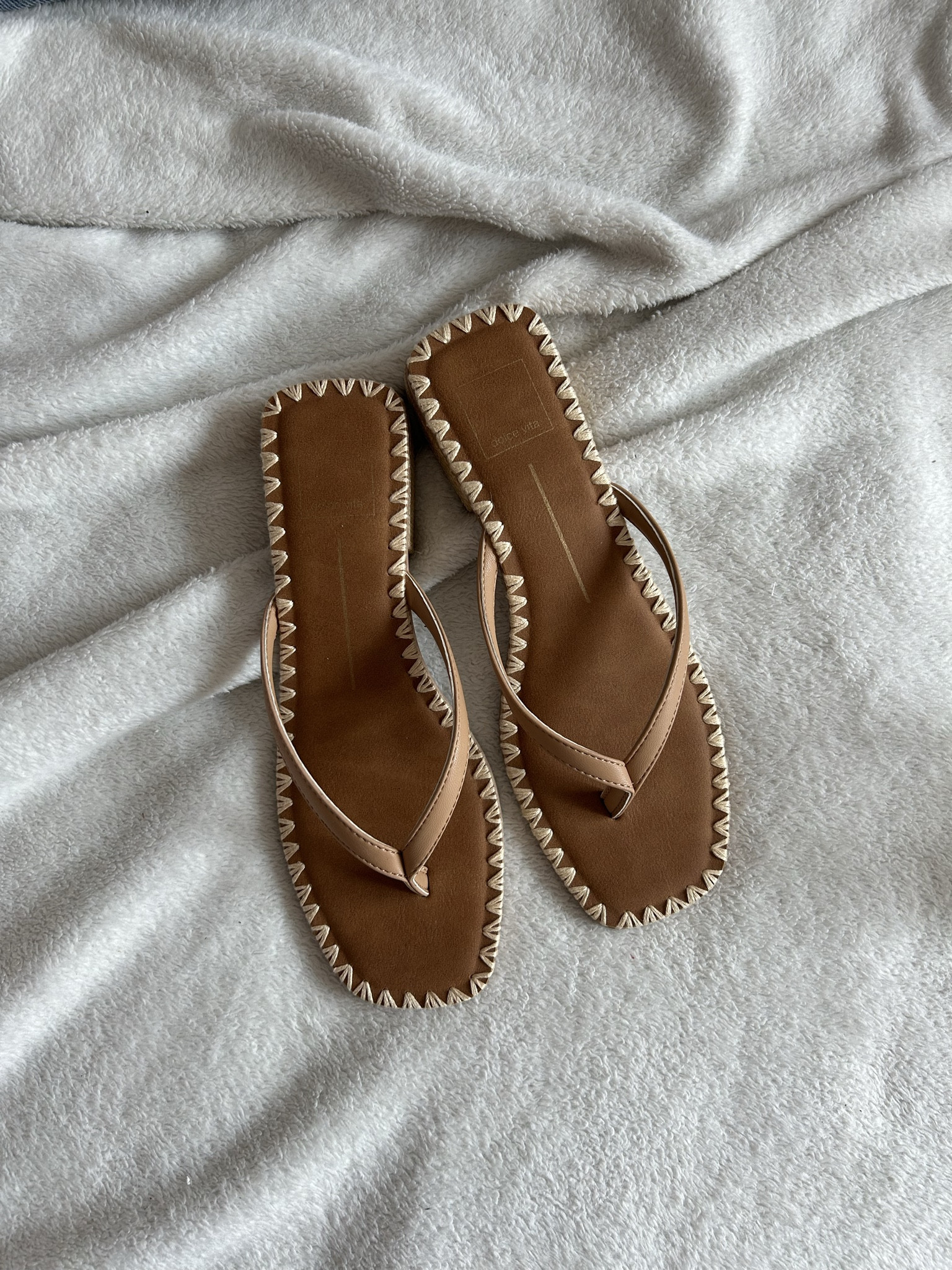 True to size & comfy! 

#LTKfindsunder50 #LTKfindsunder100 #LTKstyletip