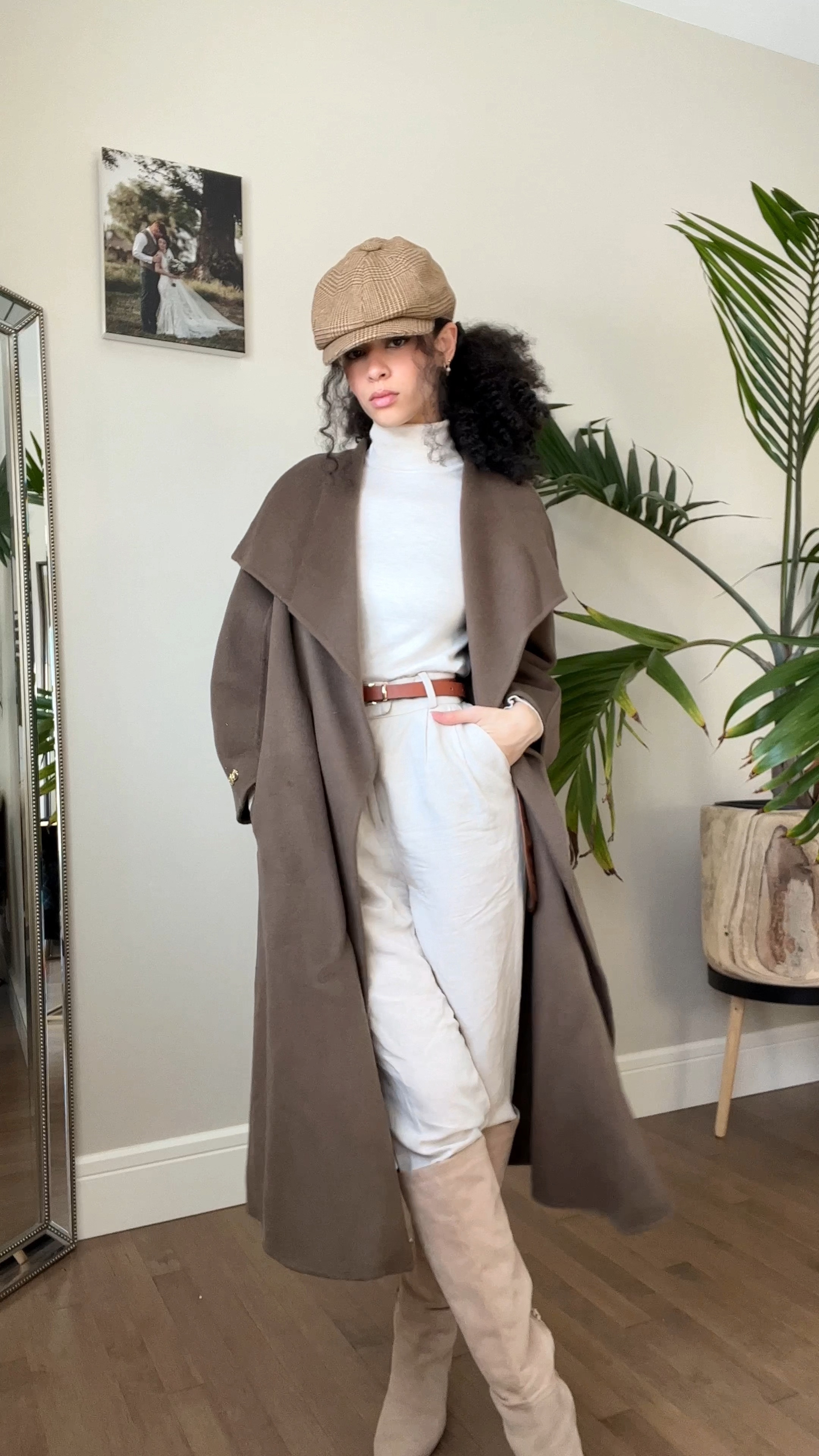 My winter uniform ☕️🫶

Classic style trousers linen cashmere turtleneck boots winter fashion 

#LTKstyletip #LTKFind