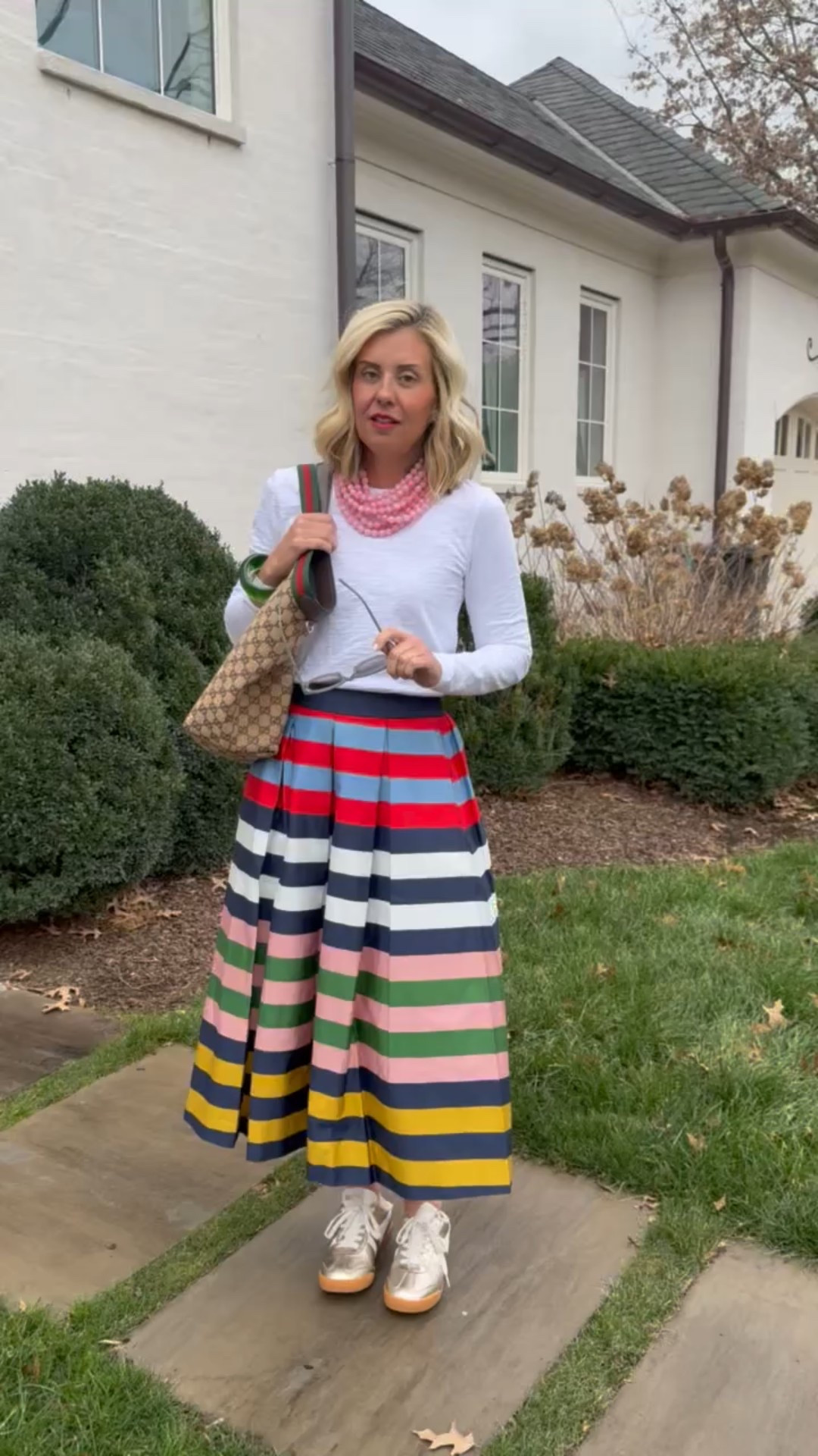 Swooning over this skirt!! Wear it with sneakers or a heel for two different looks. This is most definitely a YES!!

Skirt & Tee - xs 
Sneakers - 8



#LTKOver40 #LTKdayinmylife #LTKmomlife