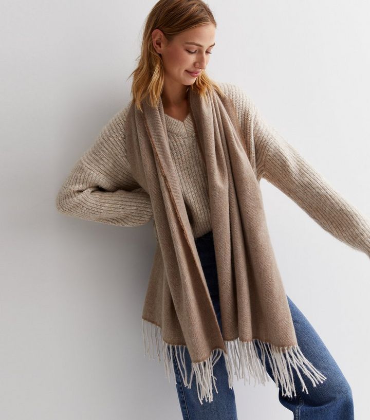 Light Brown Tassel Trim Scarf
						
						Add to Saved Items
						Remove from Saved Items | New Look (UK)