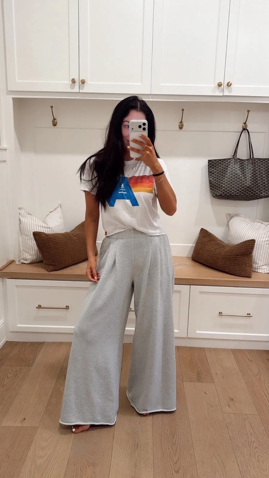 Loungewear I’ve been loving recently!



Summer outfits, casual, outfit inspo, aviator nation, Sweatpants, katy roach, livingmybeststyle 

 #LTKootd
