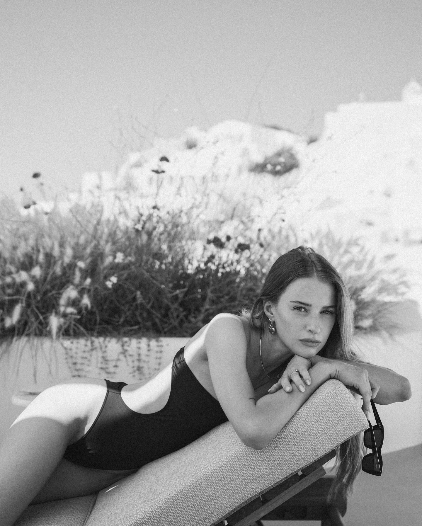 audition to be an @anthonyvaccarello girl 

📌 @canavesena 

#santorini #ysl #anthonyvaccarello #saintlaurent #blackandwhite #leicaq3