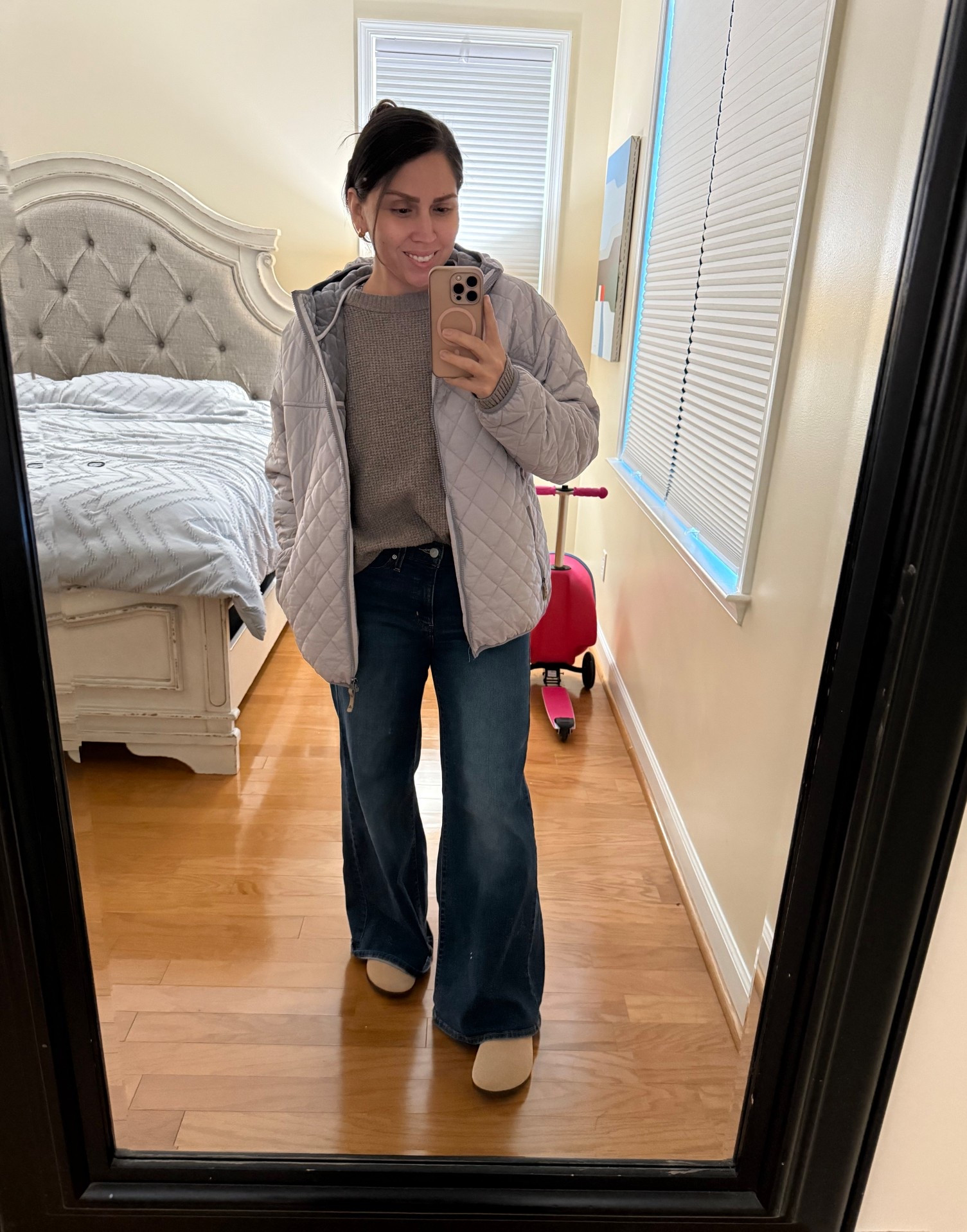 Mom fit for running errands (shopping and getting my starbies)

#LTKmomlife #LTKFindsUnder50 #LTKootd