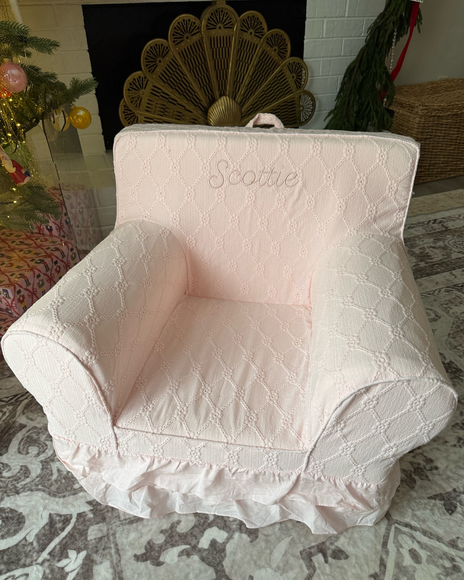 The cutest present for a baby’s first Christmas!

#LTKKids #LTKBaby #LTKHoliday