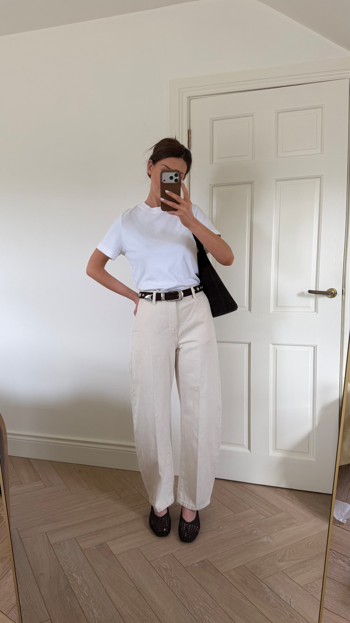 M&S cream barrel cotton trousers 
I wear a size 8R
