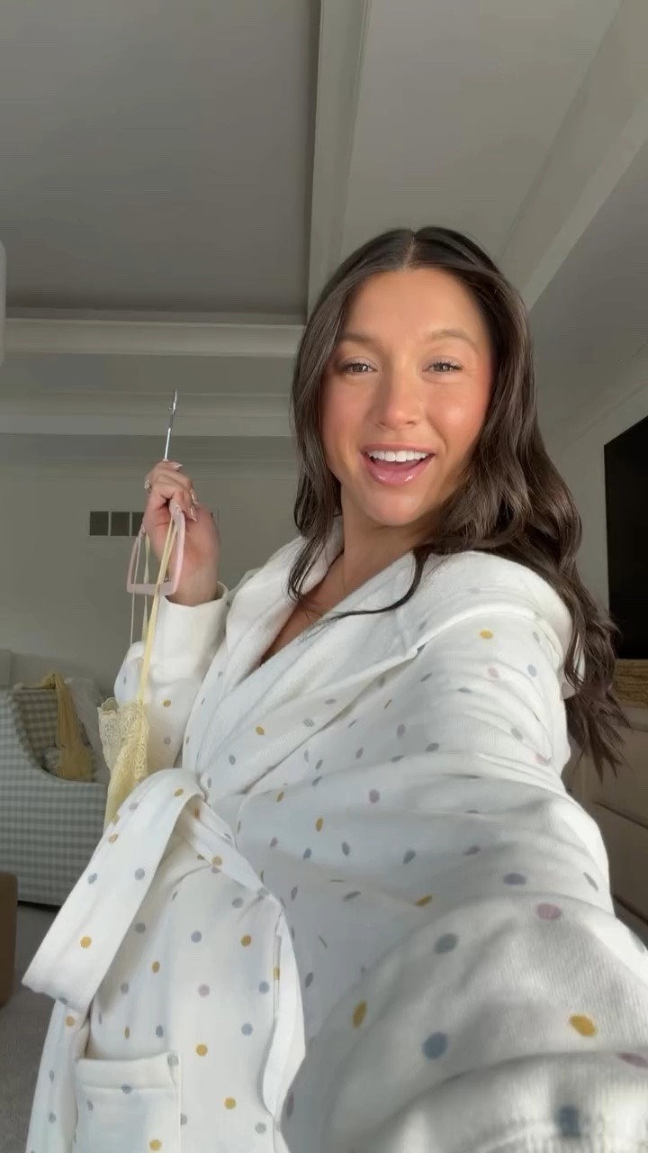 Dress the bump with me for my baby shower ✨🫶🏼☀️💛🥹

#LTKBump #LTKBaby #LTKdayinmylife