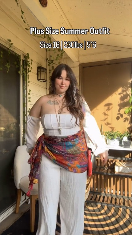 Comment VIBES for outfit details 

#plussizeconfidence #plussizesummer #summerstyle #summerfashion #bohofashion