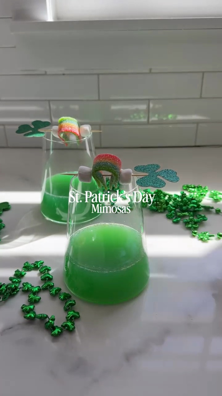 Green Mimosas for St. Patrick’s Day☘️✨🇮🇪

This is one of the easiest and most festive drinks to make before + during the St. Patrick’s Day Parade in Savannah every year!

The recipe:
+1 ounce of Blue Curaçao
+1-2 ounces of Orange Juice (depending on the size of your glass)
+ Fill with your designed amount of Prosecco or champagne 
+ Add a rainbow 🌈 candy strips and marshmallows as a fun garnish! 
