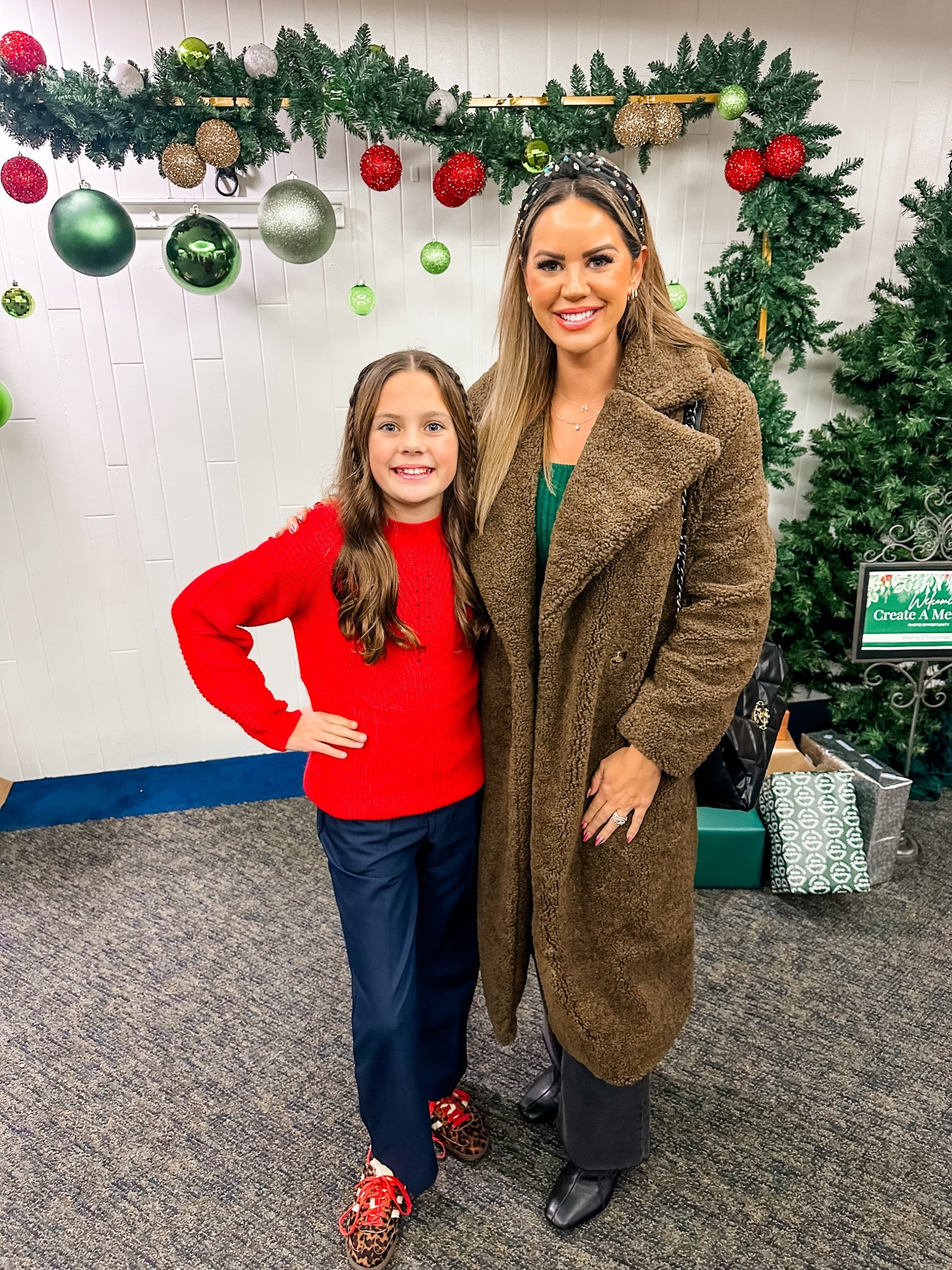 Cutest coziest Teddy coat! Can dress it up or down and it’s so warm!🧸🤎

#LTKSaleAlert #LTKootd #LTKGiftGuide