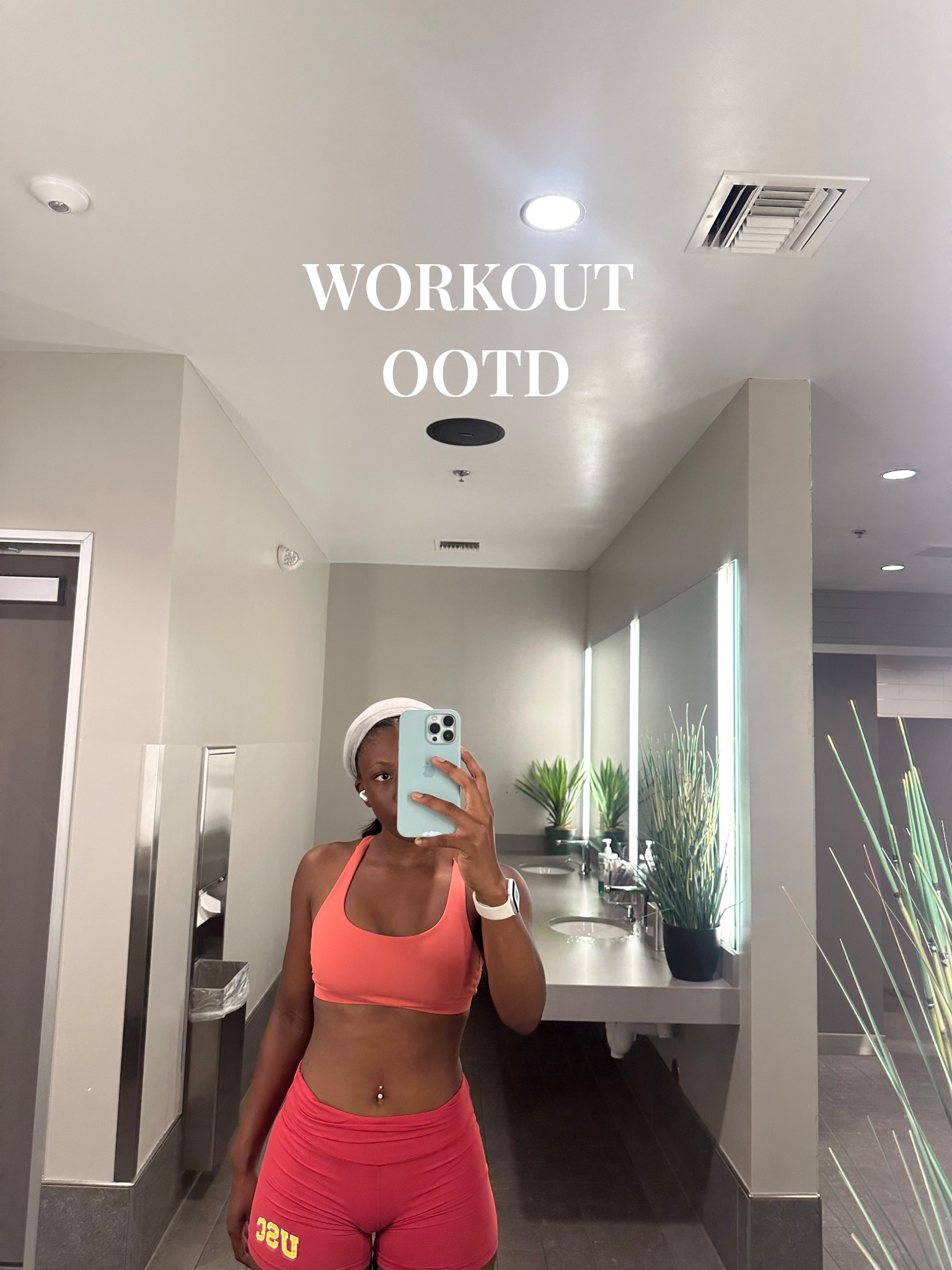 workout outfit today!
#fitnessoutfit #workoutoutfit 

#LTKStyleTip