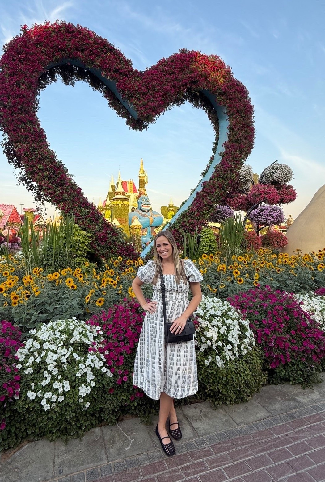 My print is no longer available, but the fit of these dresses are so comfortable and it has pockets! 

#LTKmomlife #LTKvlog #LTKootd