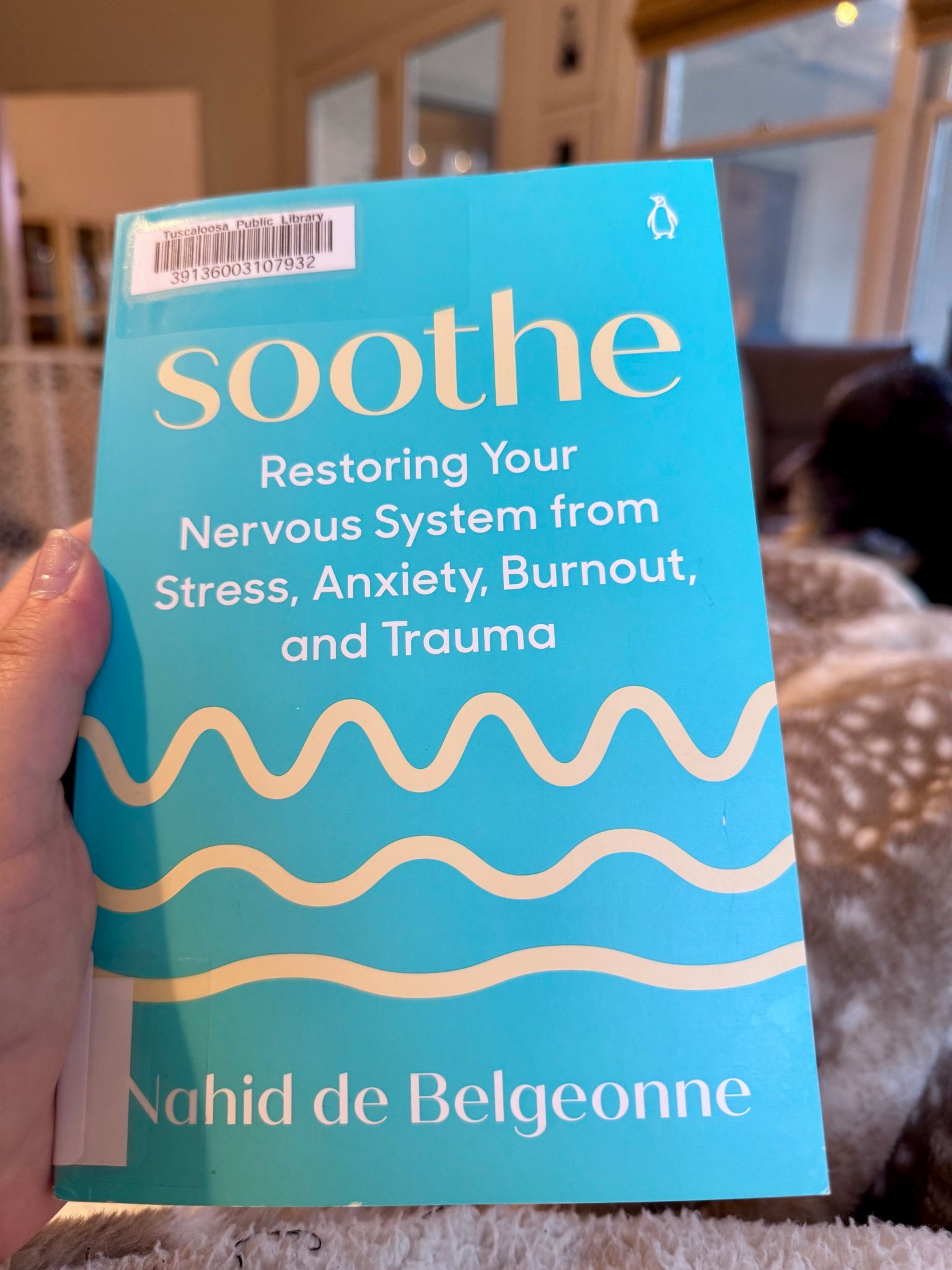 What I’m reading lately - a cozy Thursday moment 

#LTKHome