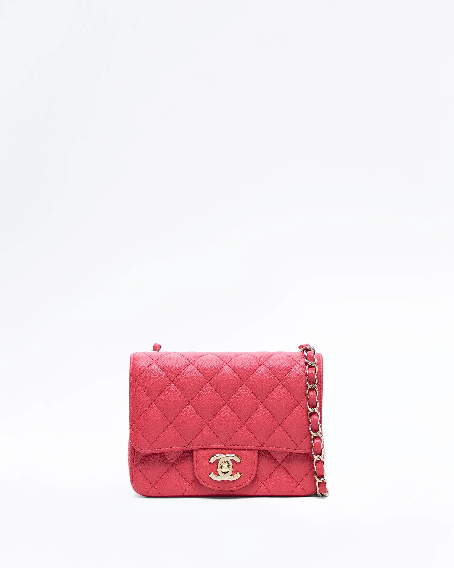 HomeHow It WorksClub PerksMerch Shop | Vivrelle