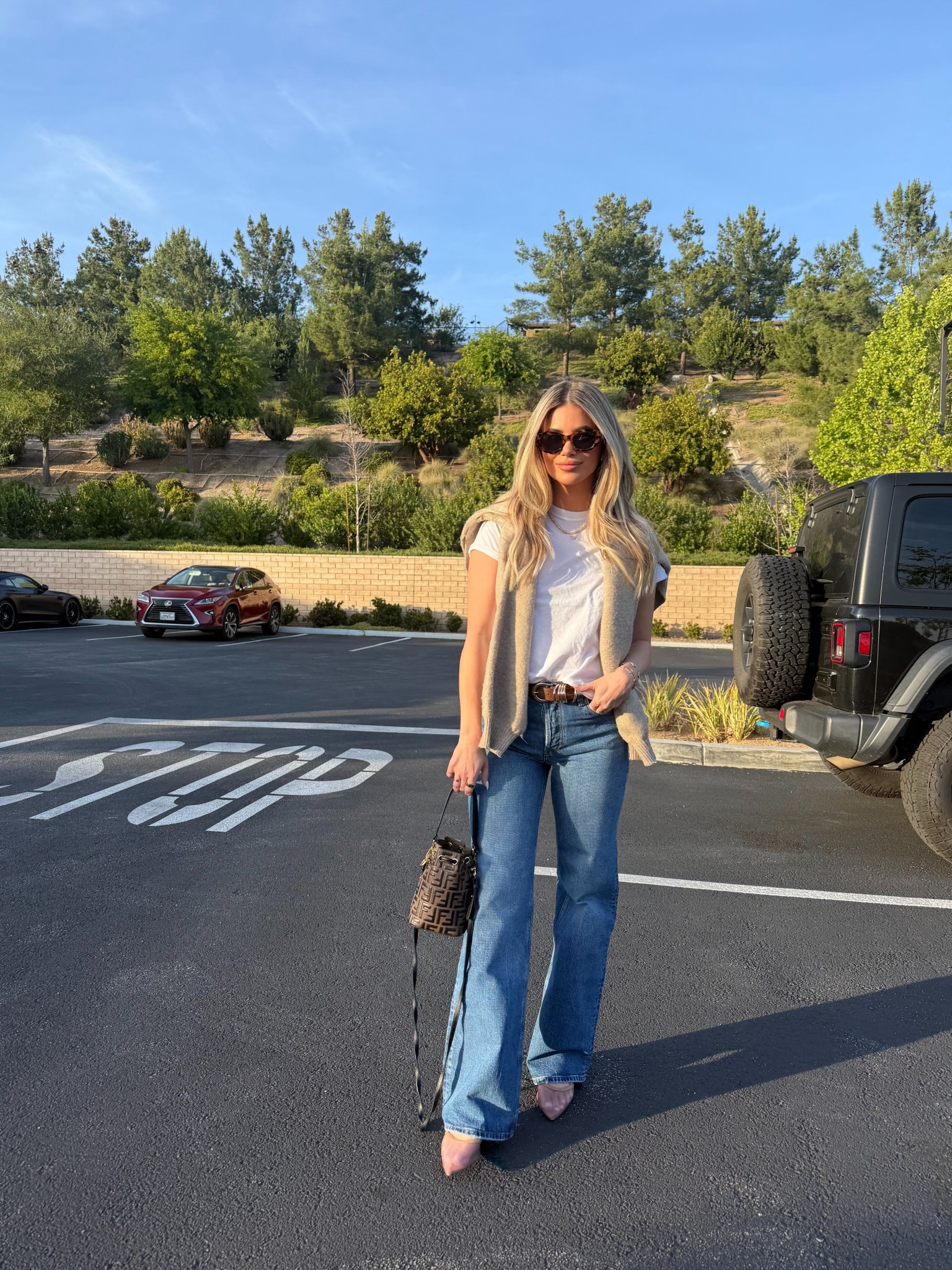 The best jeans for an instant booty lift 👌🏼 wearing size 27

#LTKootd
