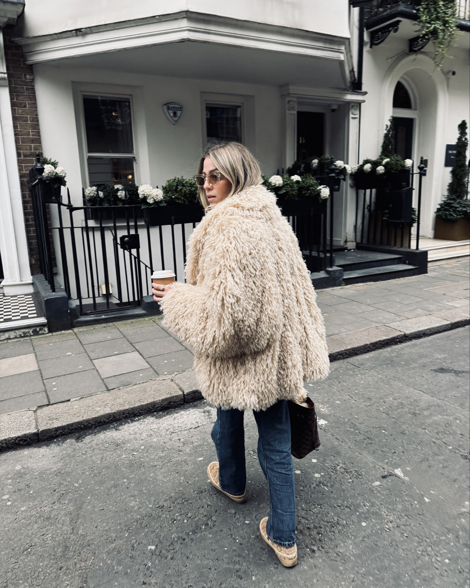 Happiest in this coat with a coffee 👌🏼

#LTKeurope #LTKFashionMonth #LTKuk