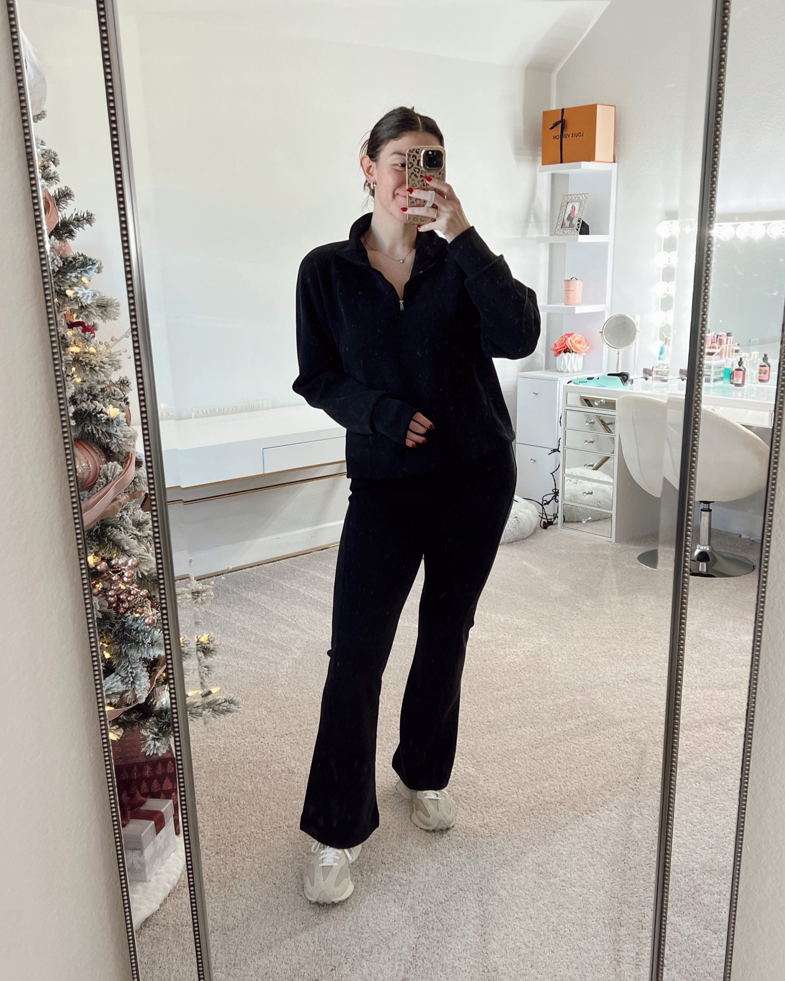 ULTRA SOFT and affordable loungewear! These pieces are insanely soft! Honestly feel so much more expensive than they are👏🏼

Mom style, athleisure, loungewear, comfortable style, ootd, matching set

#LTKmidsize #LTKstyletip #LTKfindsunder50