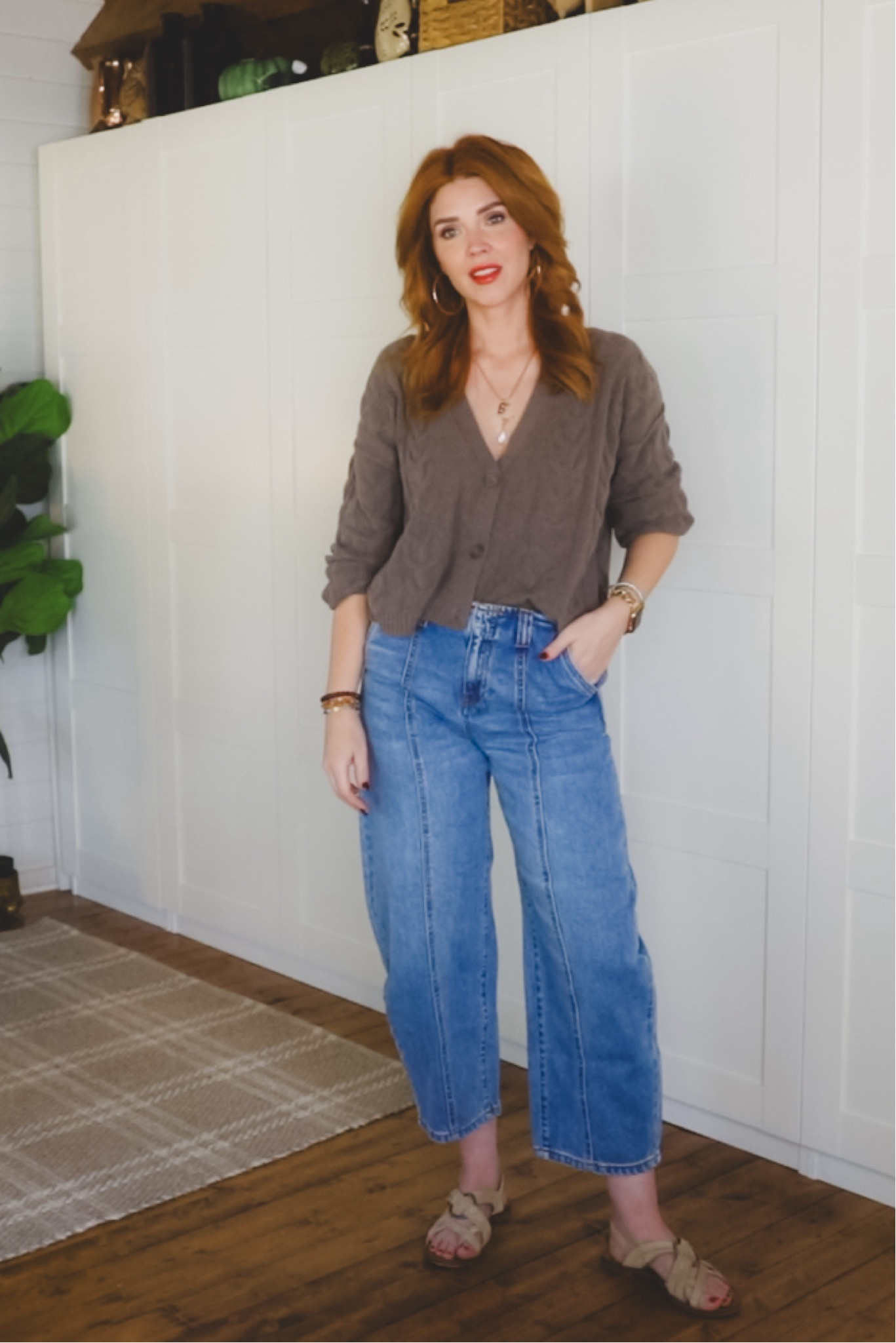 I’ve avoided the barrel jeans trend but I thought I’d try these from the new drop at target. I don’t know?!? What do you think?!  Yay or nay on barrel jeans?!? 

#LTKSeasonal #LTKStyleTip #LTKFindsUnder50