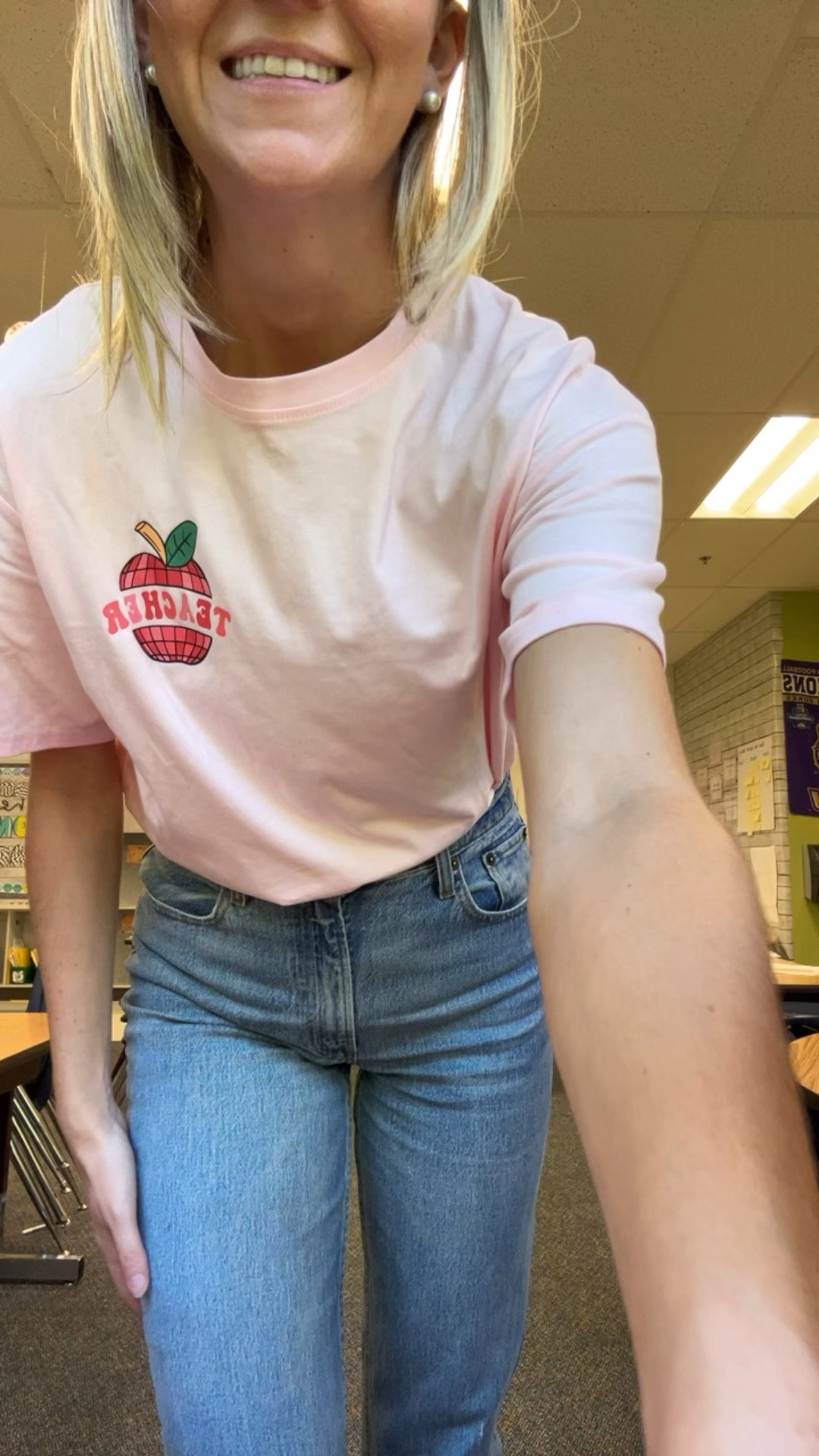 cute teacher tee / pink teacher / casual outfit

Shirt is SO comfy, it runs a little big! I’m wearing my normal medium.

Abercrombie jeans always!

#LTKStyleTip