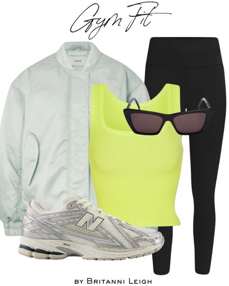 Gym fit 

Bomber jacket, Lululemon leggings, align leggings, skims tank, new balance, sneakers

#LTKshoecrush #LTKfitness #LTKover40