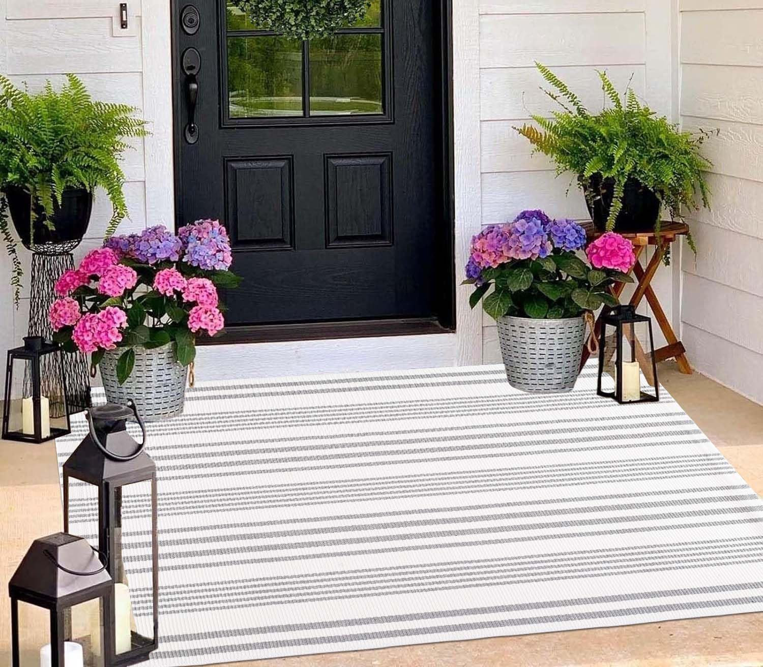 BUAGETUP Grey and White Outdoor Rug 3'x 5' Hand-Woven Cotton Washable Rug Striped Front Porch Rug... | Amazon (US)