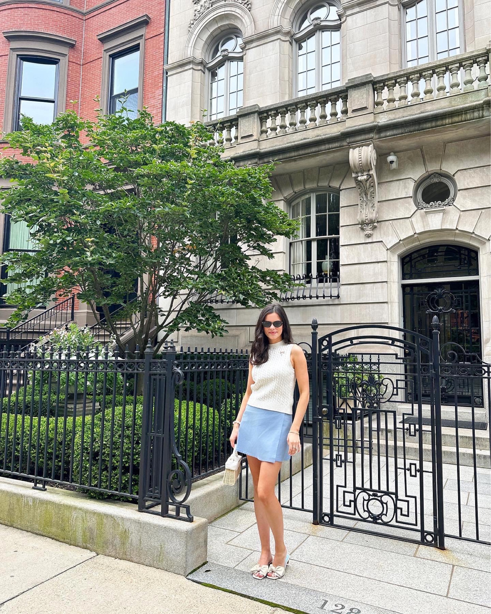 Morning walk in Beacon Hill! 

#LTKstyletip #LTKSeasonal #LTKFind