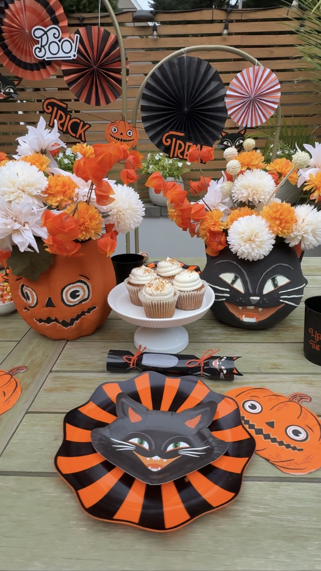 Halloween party, but make it vintage. 🎃👻✨

I created this Halloween party under the stars using the Vintage Spirits collection from Michaels, and I love how easy it was to carry the theme through every little detail.
With everything from tabletop and serving pieces to party decor and those nostalgic Halloween touches, Michaels made it so easy to create a fully coordinated setup that feels next level — all in one place. 🖤

I linked my favorite pieces from the setup so you can shop the details + create your own Halloween party! 🎃
#MichaelsPartner @Michaels