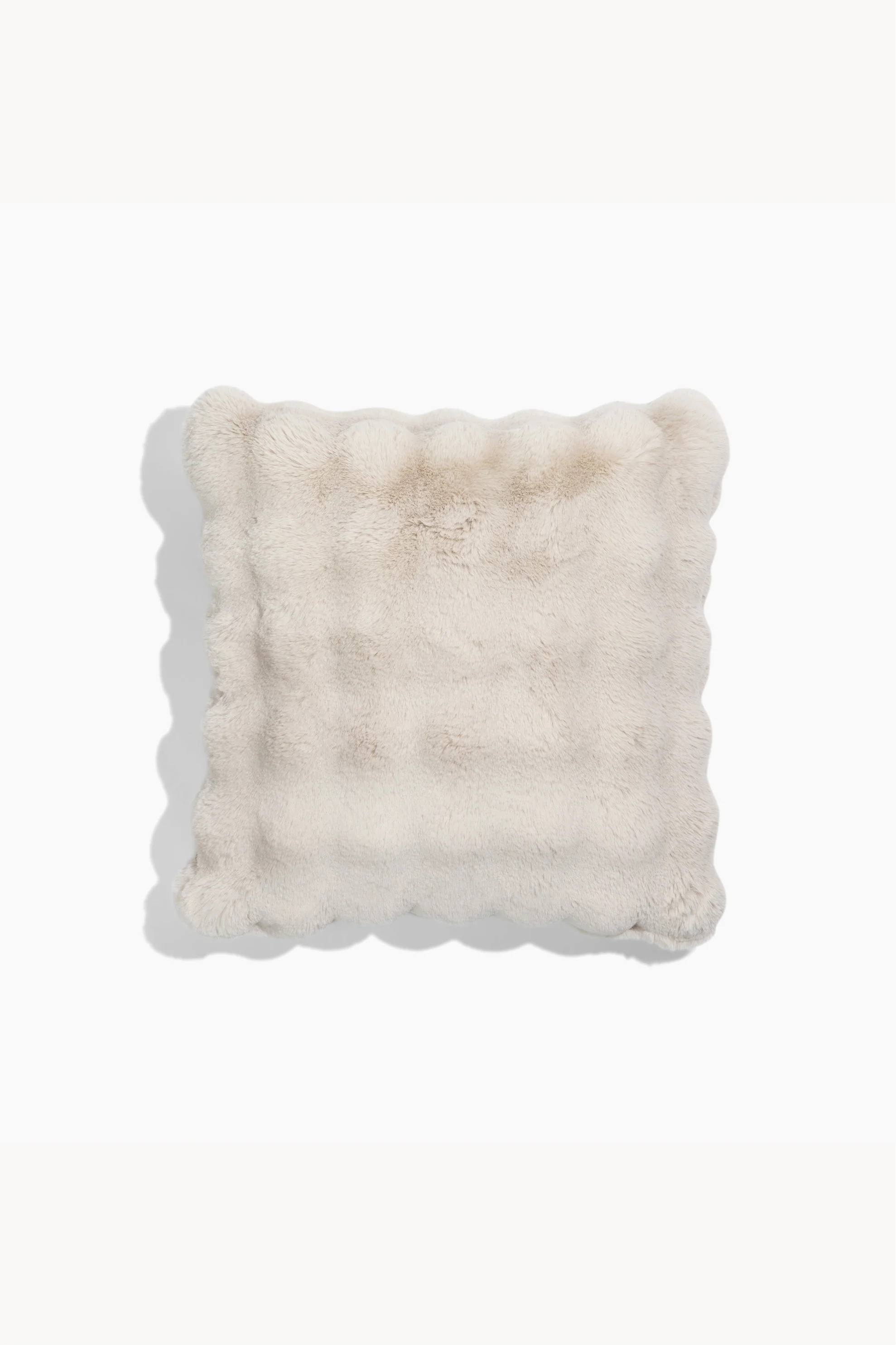 Antique Ivory | Lola Blankets