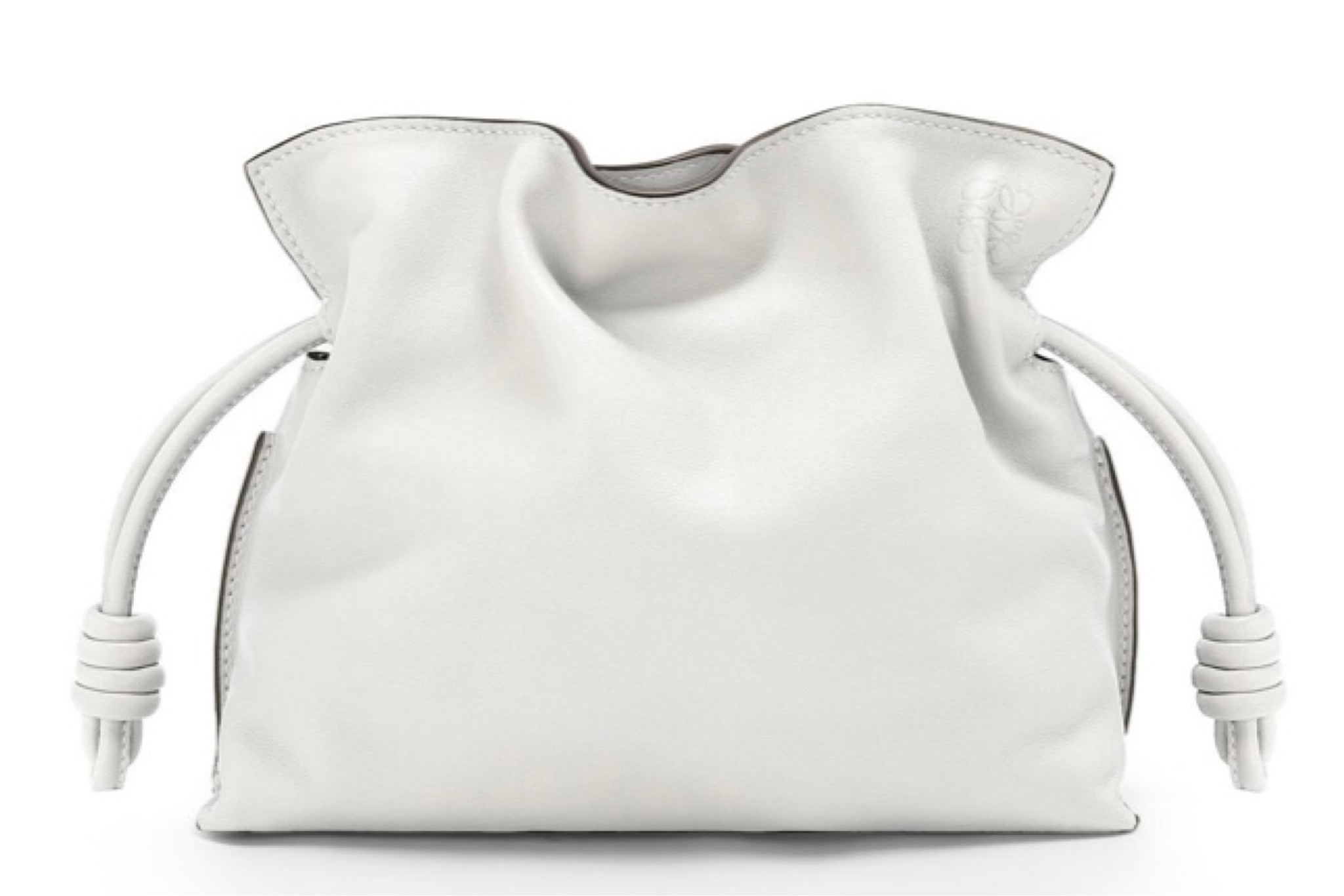 I know I said I loved the tan Flamenco bag from Loewe, but this white takes a close second place 😍😍 

#loewe #loewebag #loeweflamenco #flamencobag

#LTKstyletip #LTKitbag #LTKaustralia