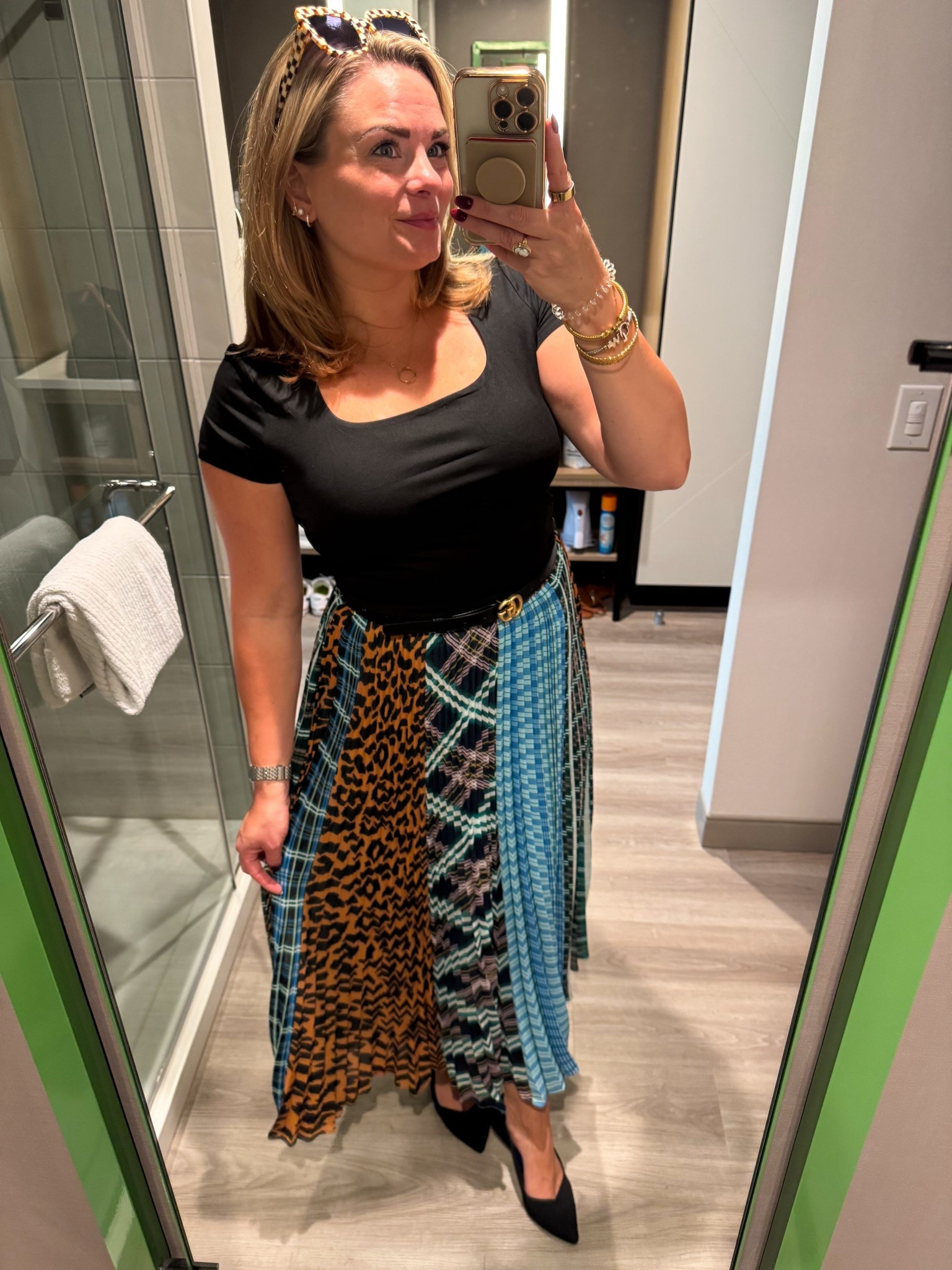 Quick and easy work look I changed into after my flight! 

#LTKMidsize #LTKStyleTip #LTKWorkwear