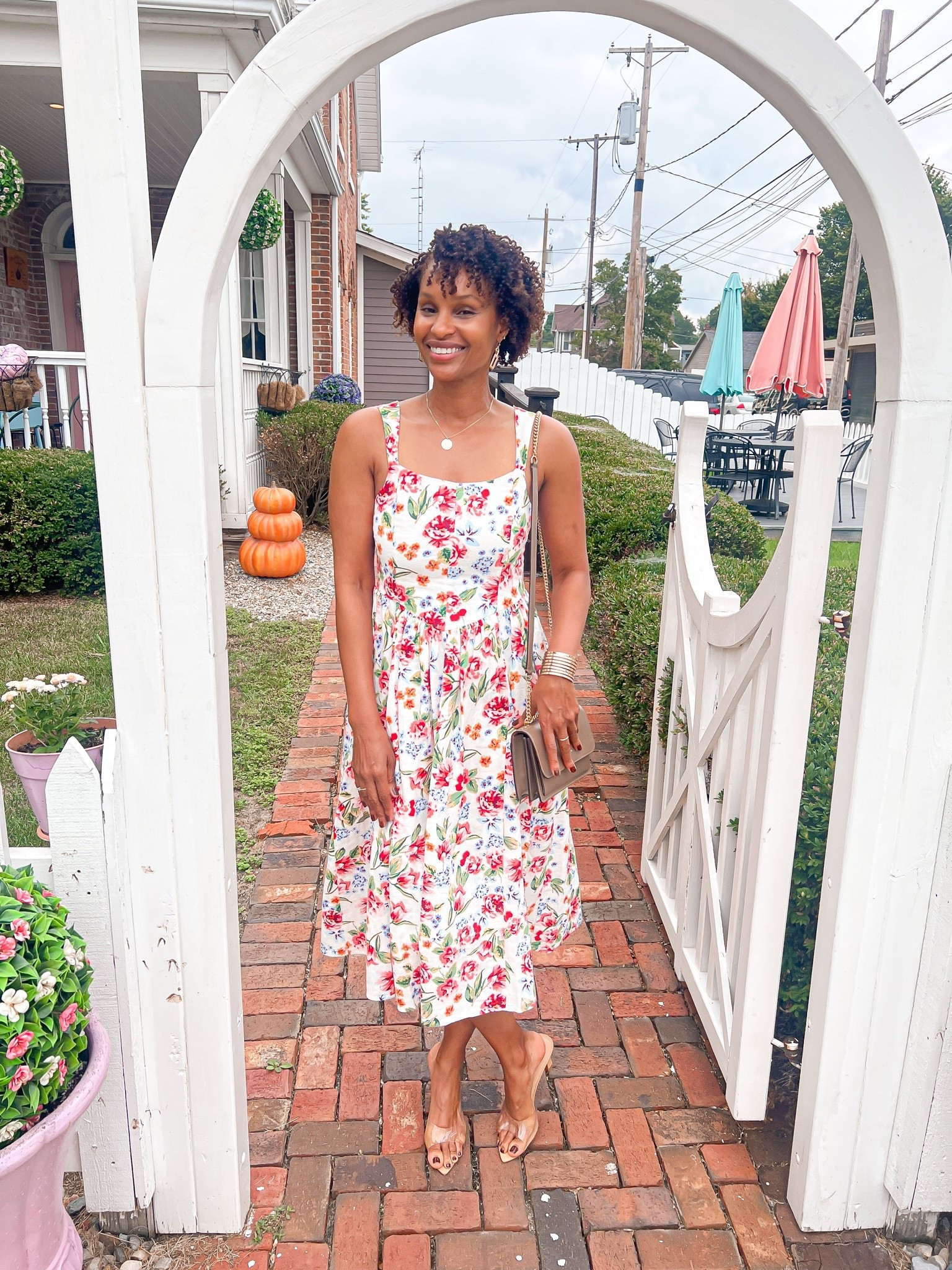 This @kohls dress is the one you voted on for me to wear to the tea room. It’s part of the Lauren Conrad collection and while this one isn’t available any longer I linked some other options. This line is a good one to consider for cute and simple dresses during the season and there is a 40% off coupon that ends today.

#LTKootd #LTKOver40 #LTKSaleAlert