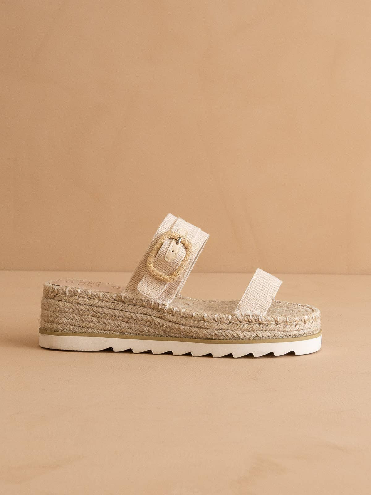 The Reese Beige | Platform Sandal | Bates Boutique 