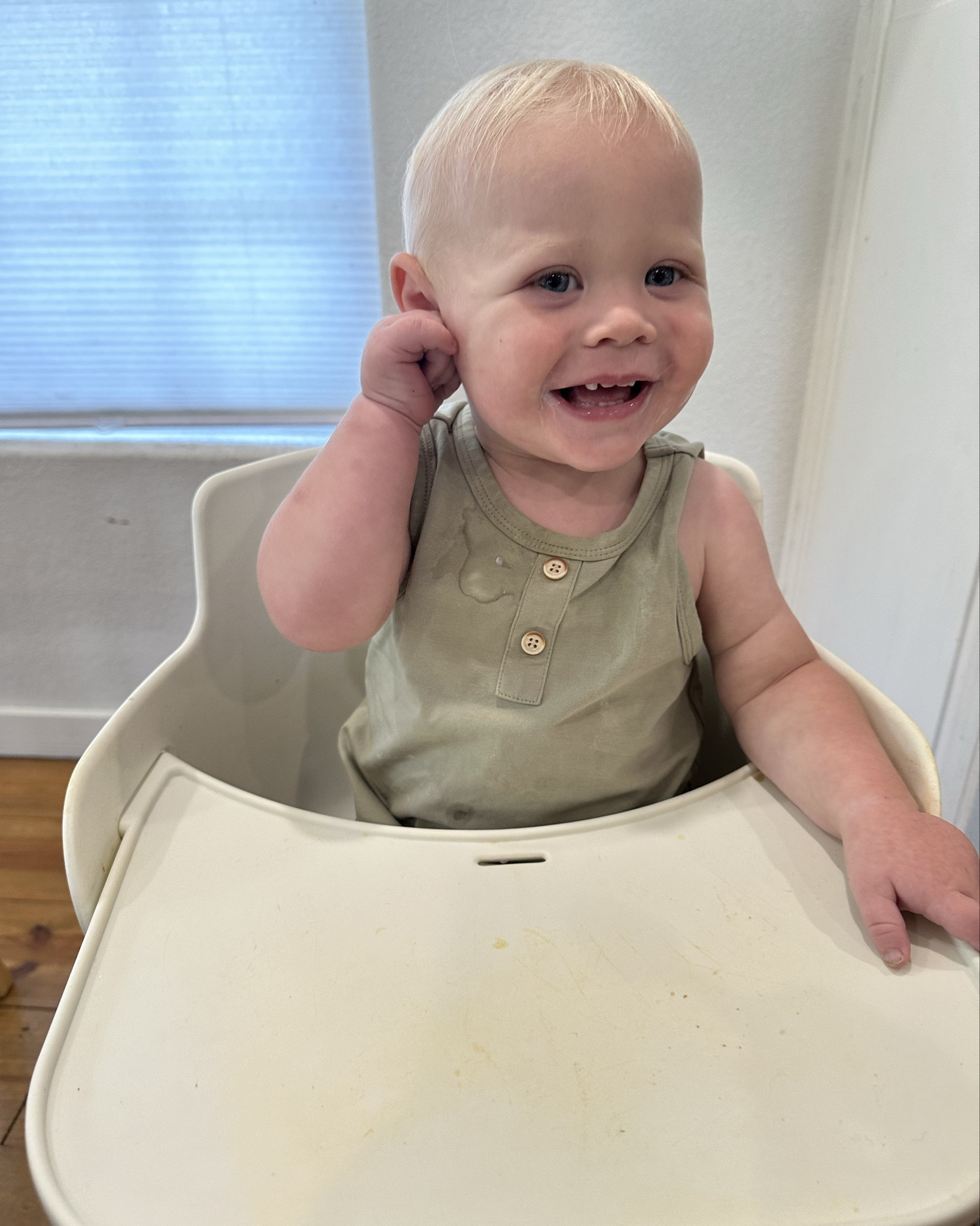 Super simple and easy to clean high chair! 

#LTKHome #LTKKids #LTKBaby