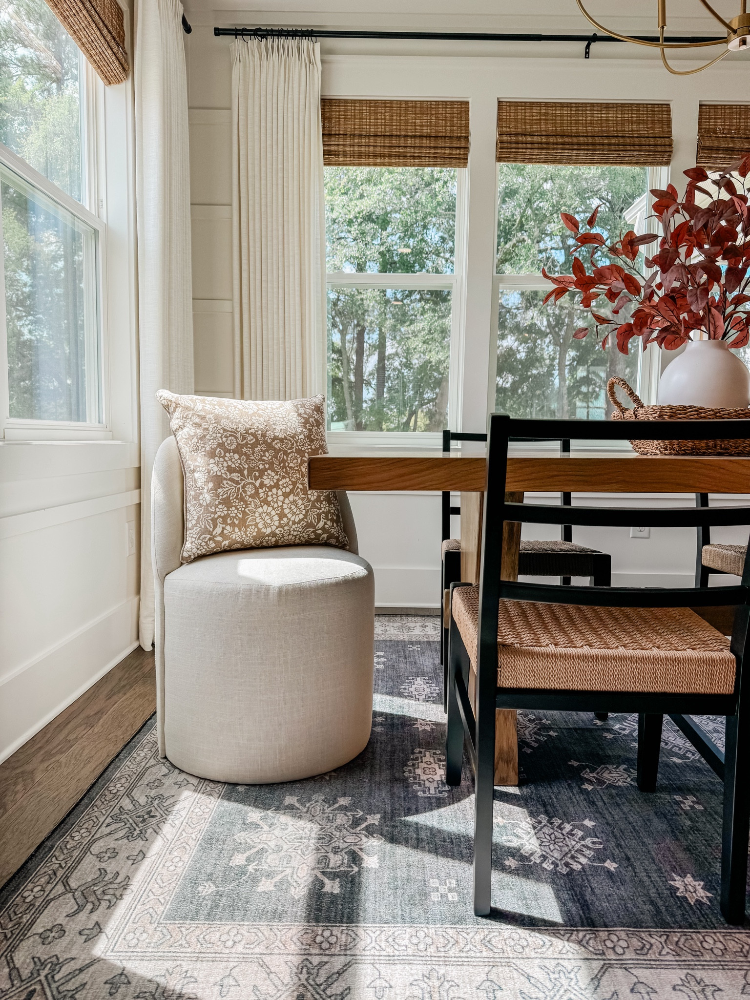 Fall Dining Nook Views 

Eat in kitchen, Dining nook, dining room, dining table, affordable dining table, dining rug, modern organic table,
Modern organic dining, kitchen table, dining chairs, woven chairs, Ashley furniture 

#LTKSeasonal #LTKHome #LTKFamily