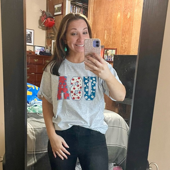 Handmade floral USA graphic tee | Poshmark