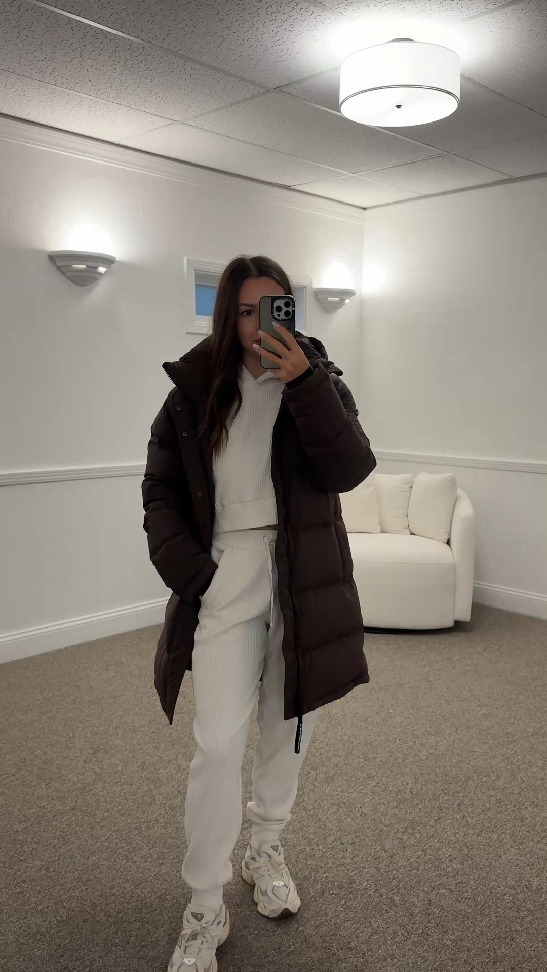 Rainy day outfit

Alo hoodie- xs
Alo sweatpants- xs
Aritzia super puff mid- small
New balance 9060 sneakers

Petite, fall outfit, winter outfit, casual, cold weather, brown coat, puffer coat, puffer jacket, cozy outfit

#LTKootd #LTKPetite #LTKSeasonal