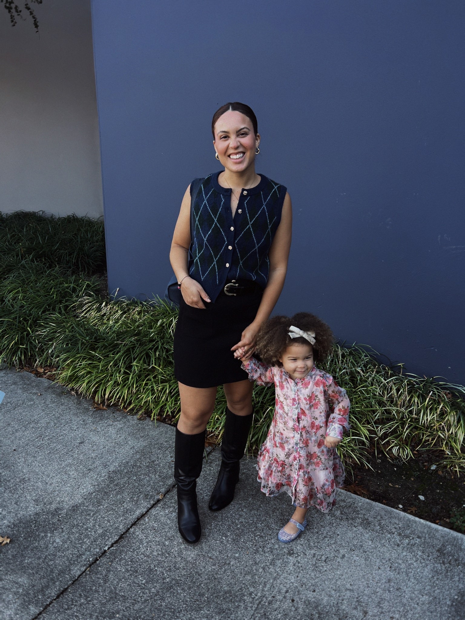 This is the PERFECT sweater vest! I found similar skirts (for much less) 

#LTKFindsUnder100 #LTKmomlife #LTKootd