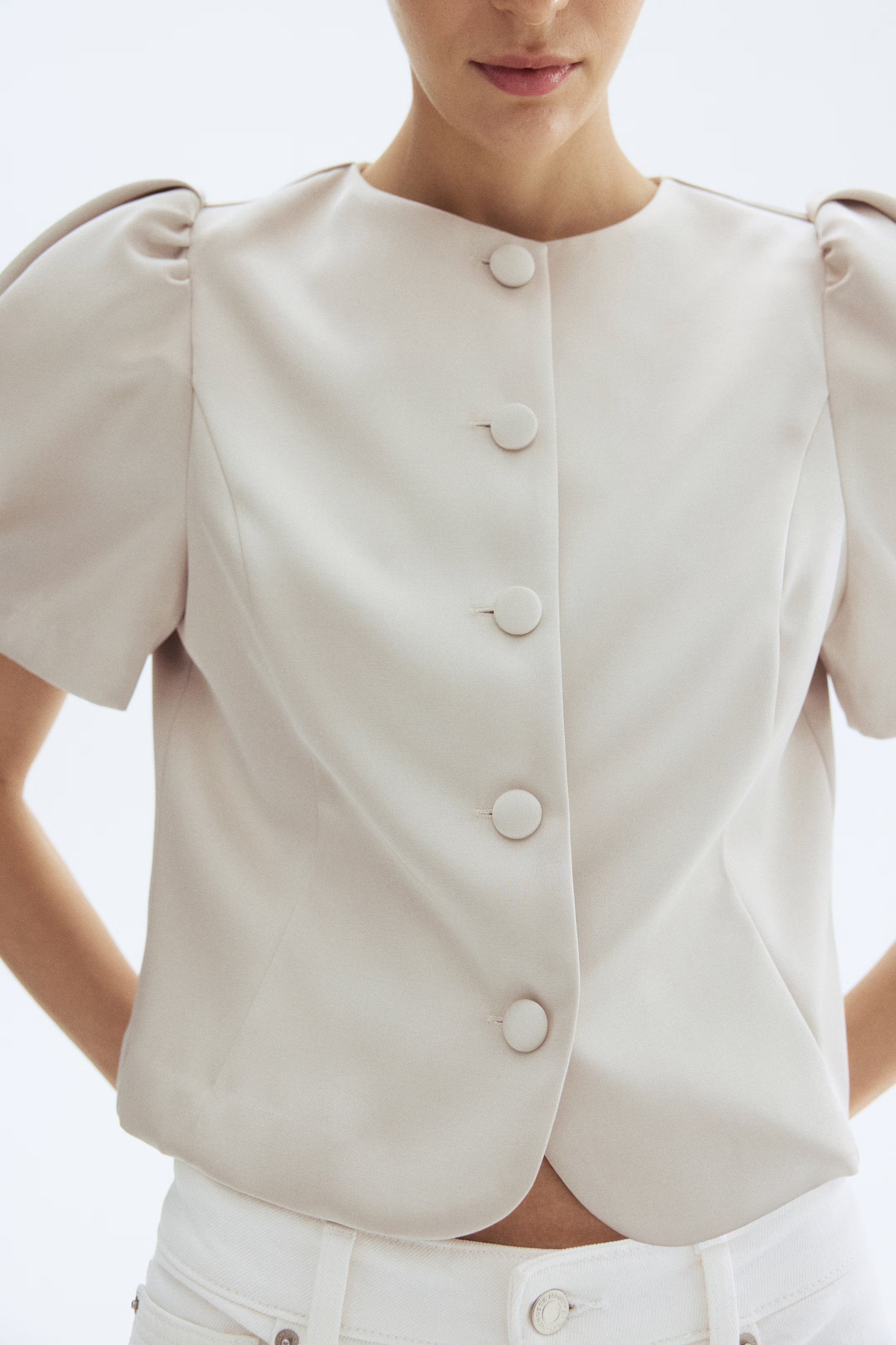 Puff-sleeved blouse | H&M (UK, MY, IN, SG, PH, TW, HK)